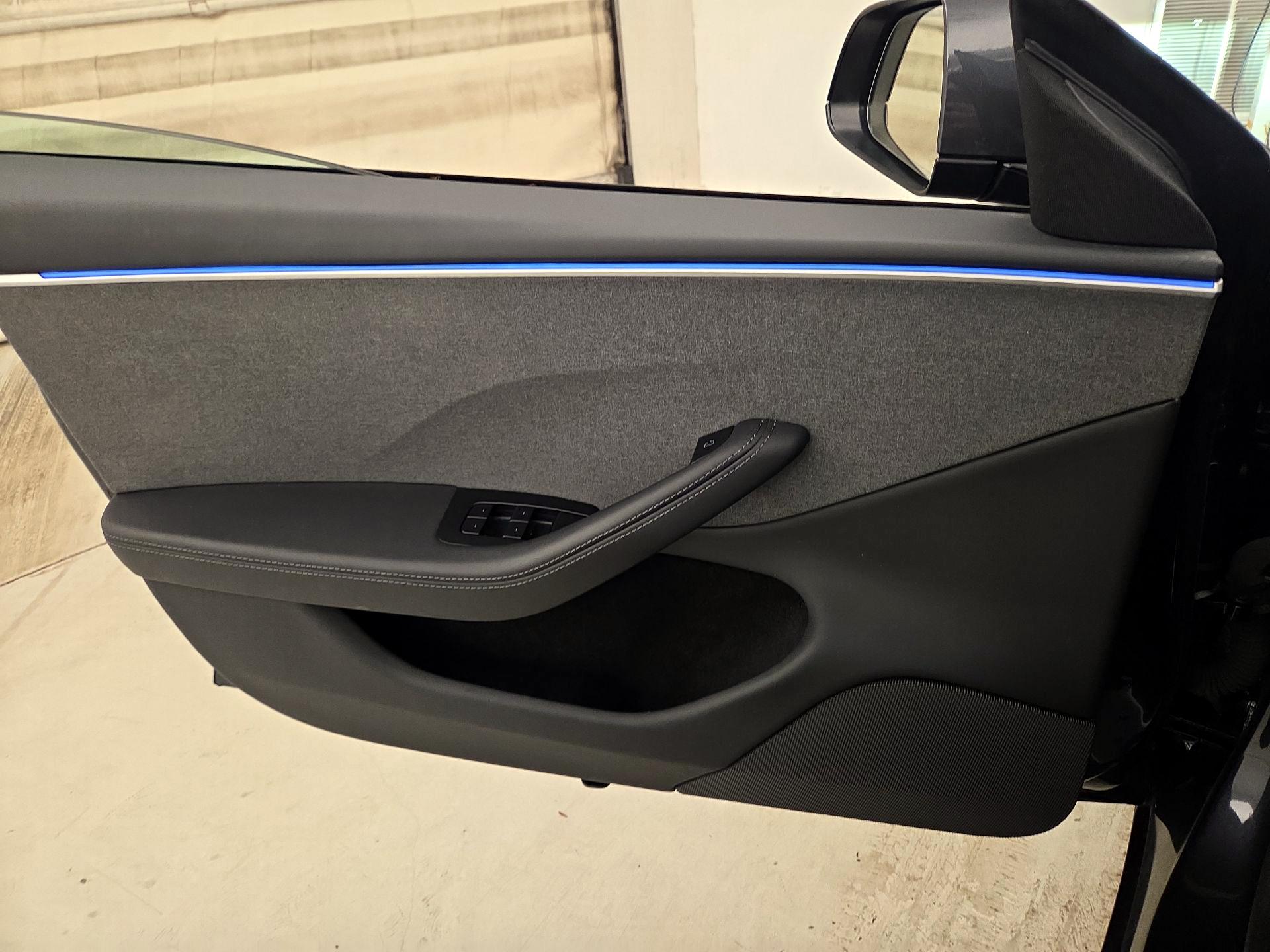 Thumbnail: 2024 Tesla Model 3 - 12