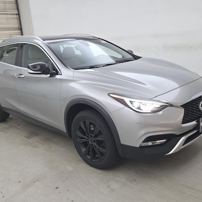 2018 Infiniti QX30 Premium