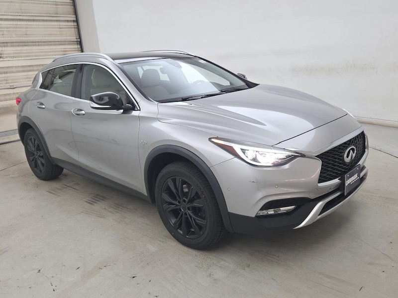 2018 INFINITI QX30 Essential -
                  Westborough, MA