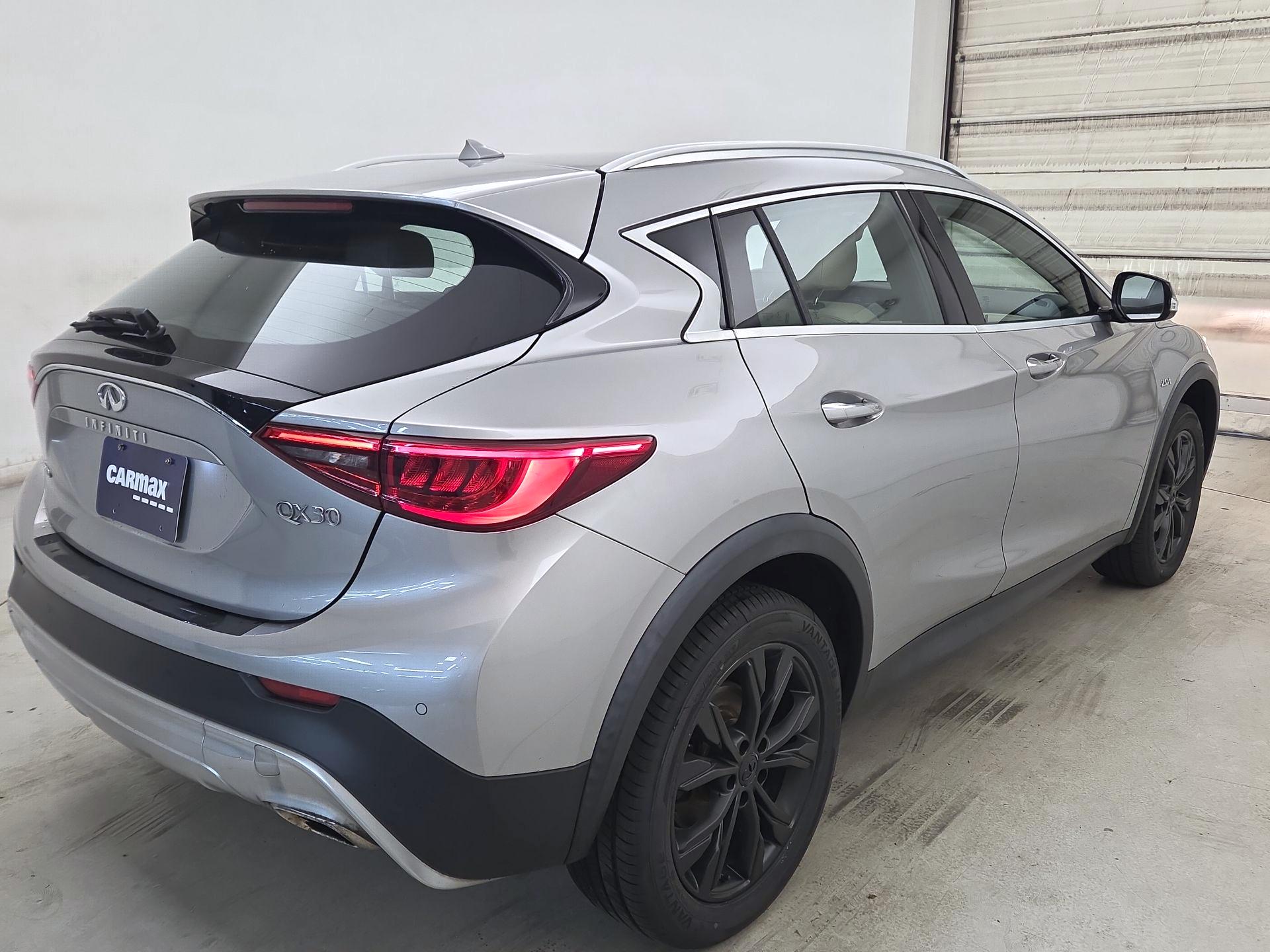 Thumbnail: 2018 INFINITI QX30 - 5