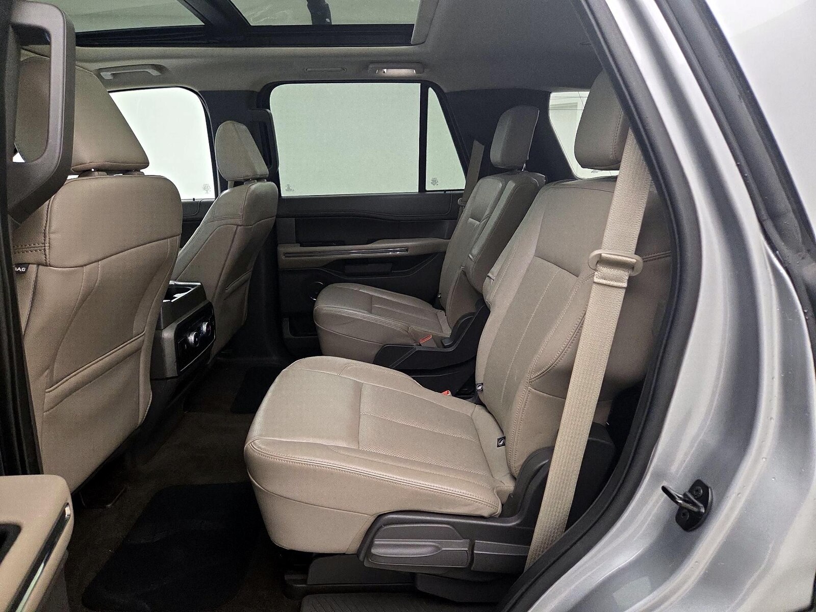 Rear Air Conditioning