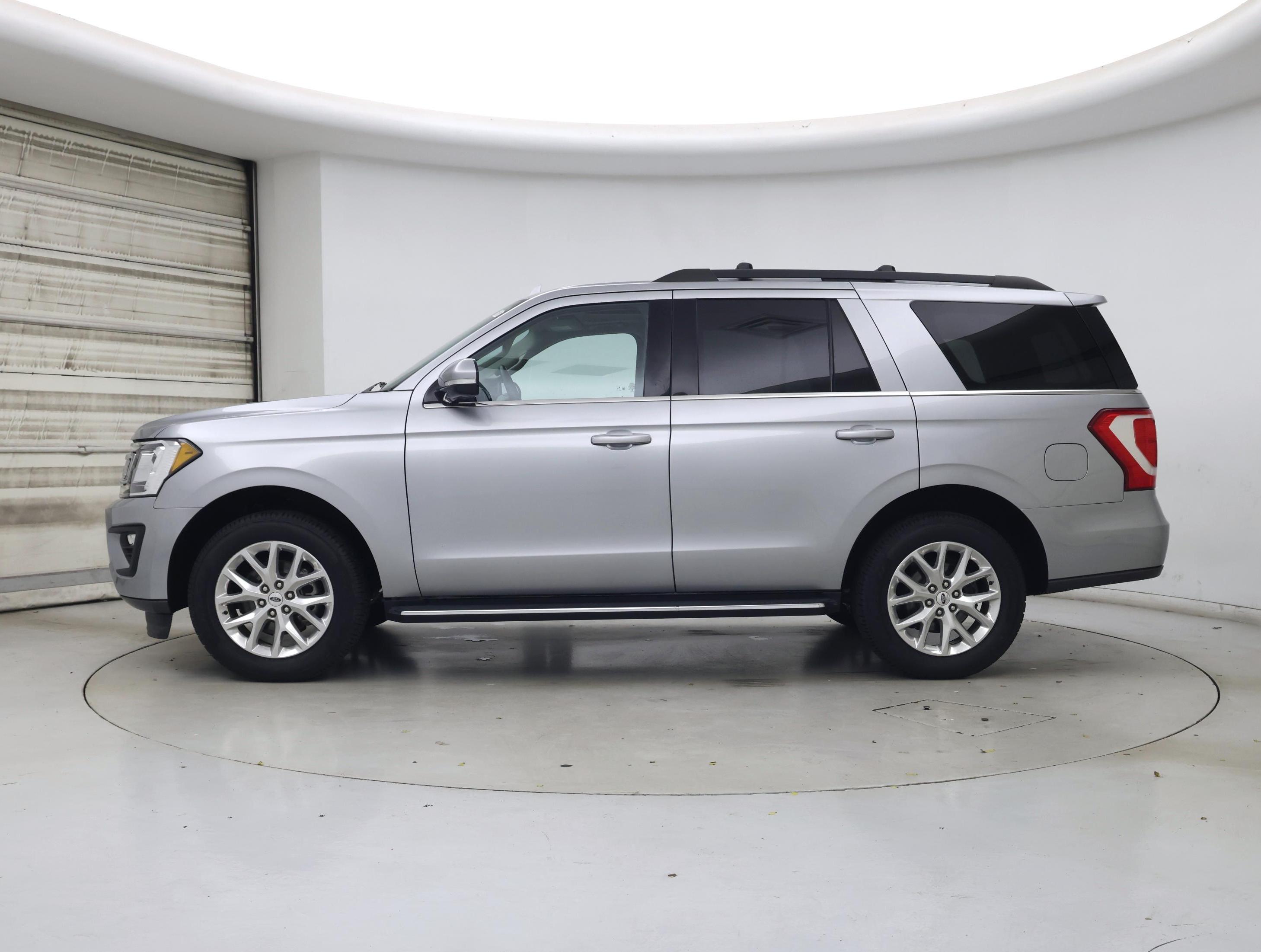 Thumbnail: 2021 Ford Expedition - 3