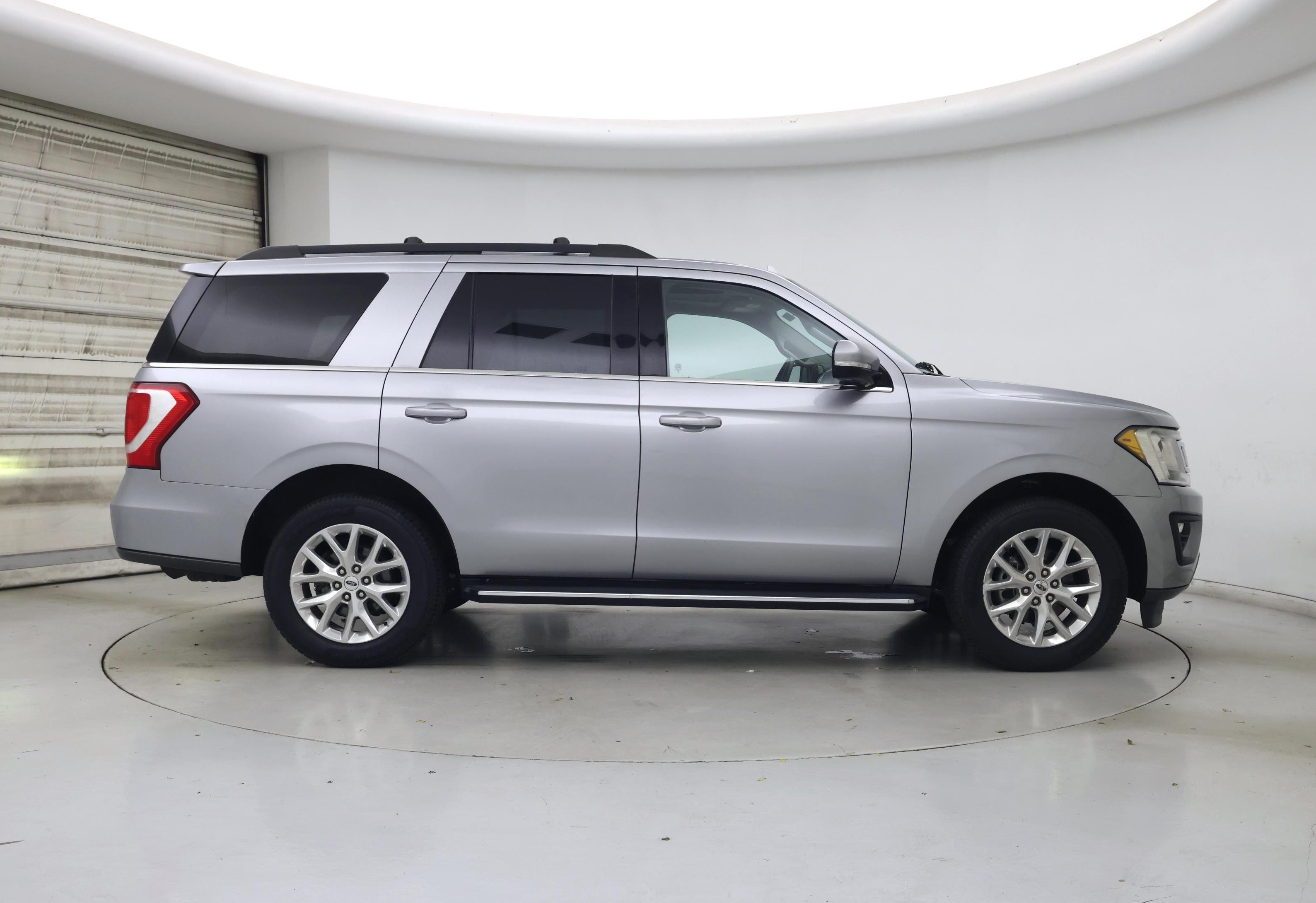Thumbnail: 2021 Ford Expedition - 7