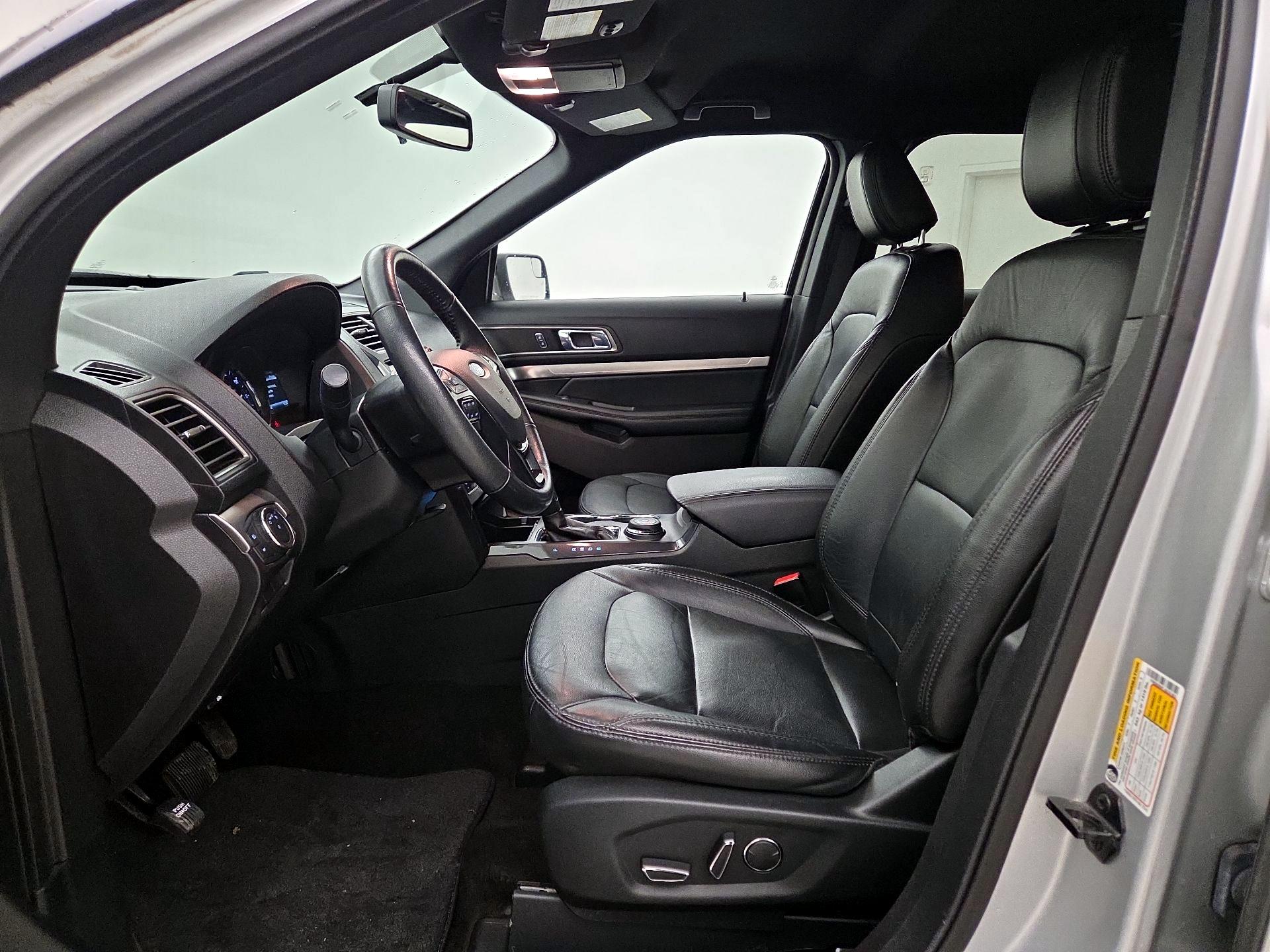 Thumbnail: 2018 Ford Explorer - 11