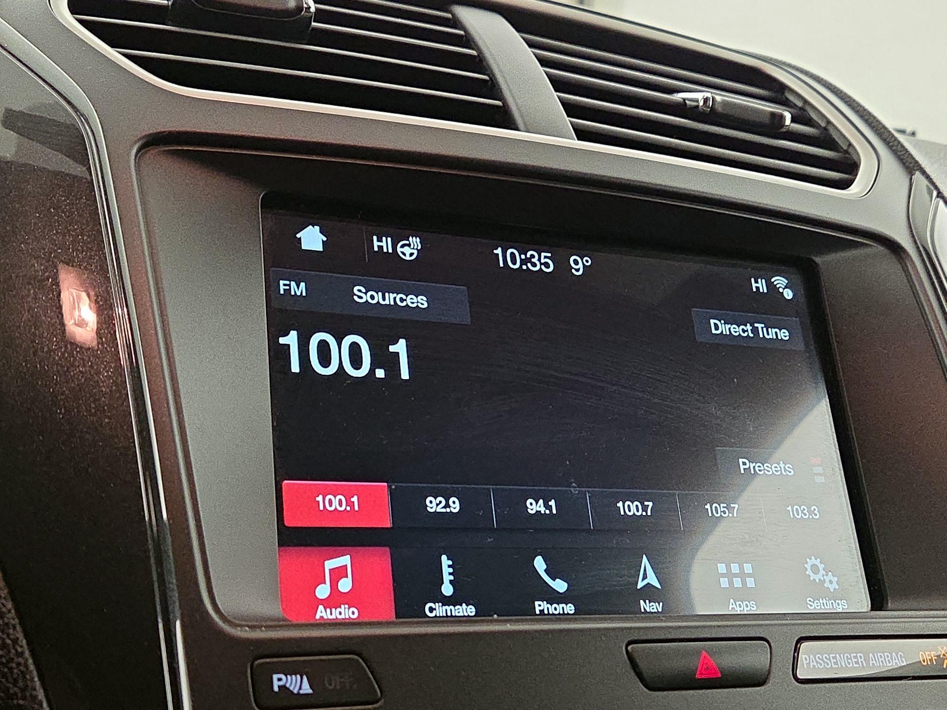 Thumbnail: 2018 Ford Explorer - 15