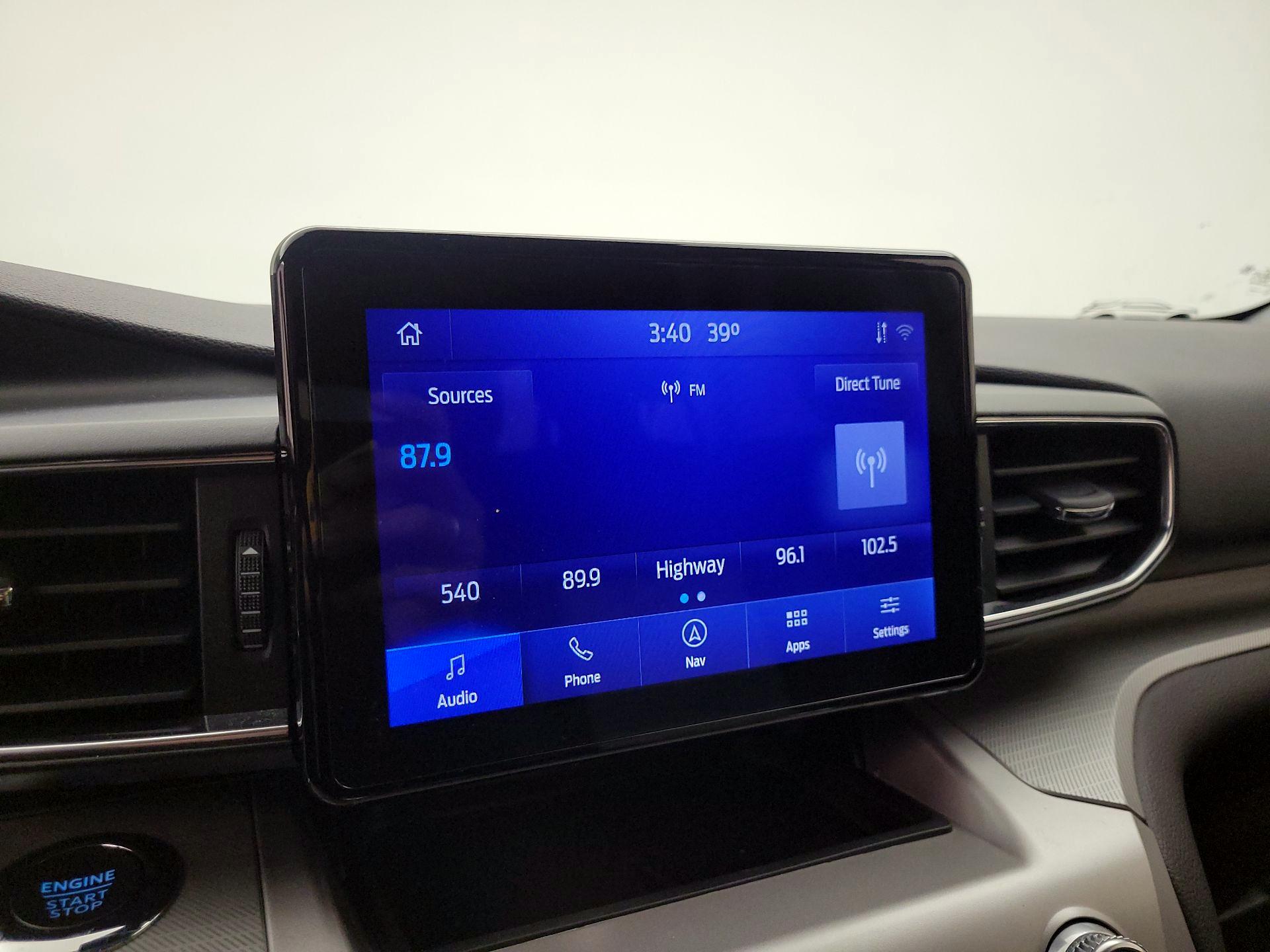 Thumbnail: 2022 Ford Explorer - 16