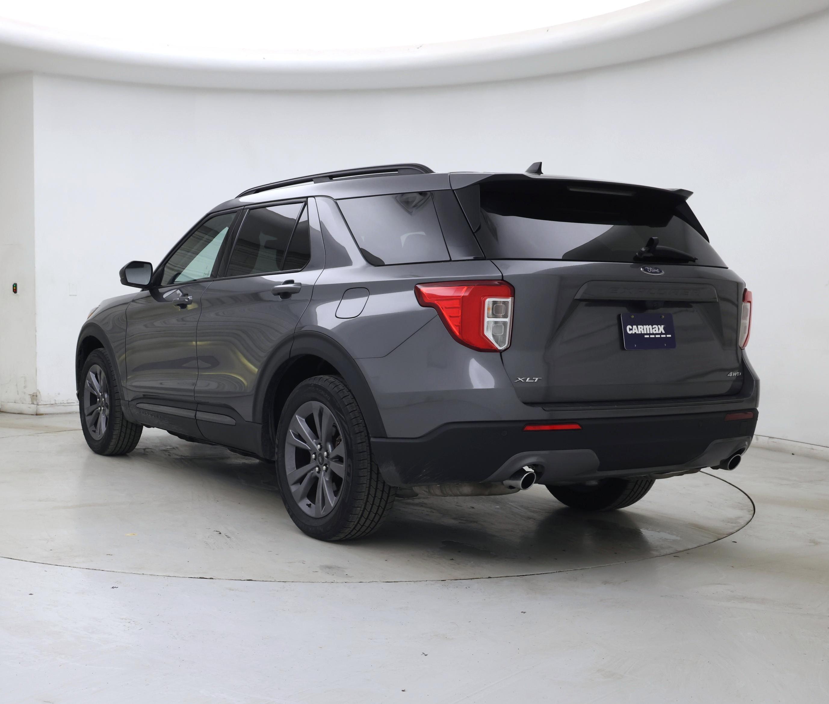 Thumbnail: 2022 Ford Explorer - 2