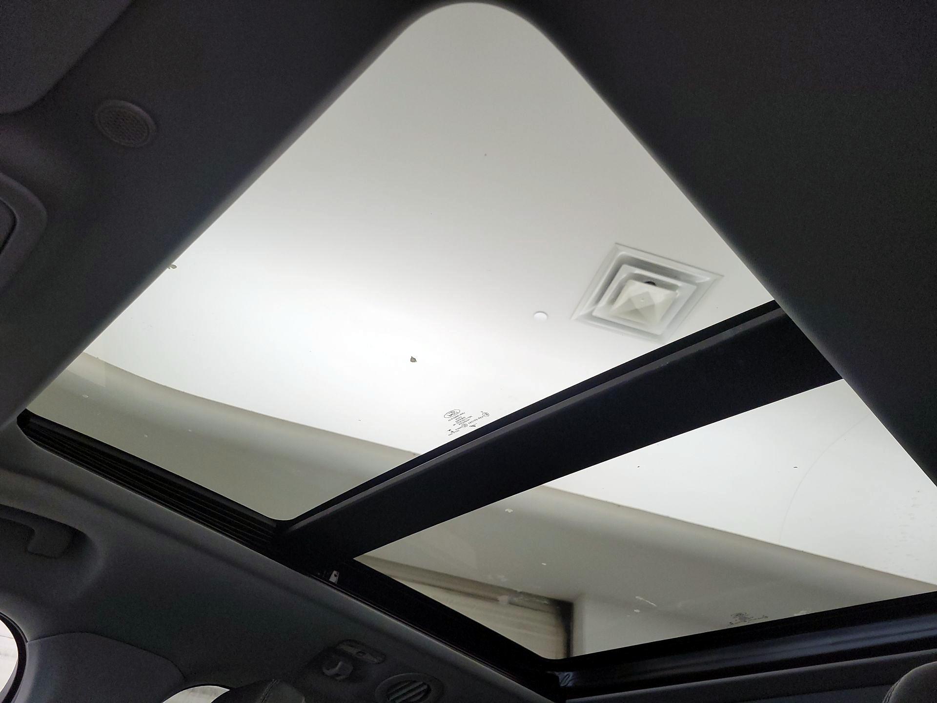 Thumbnail: 2022 Ford Explorer - 20