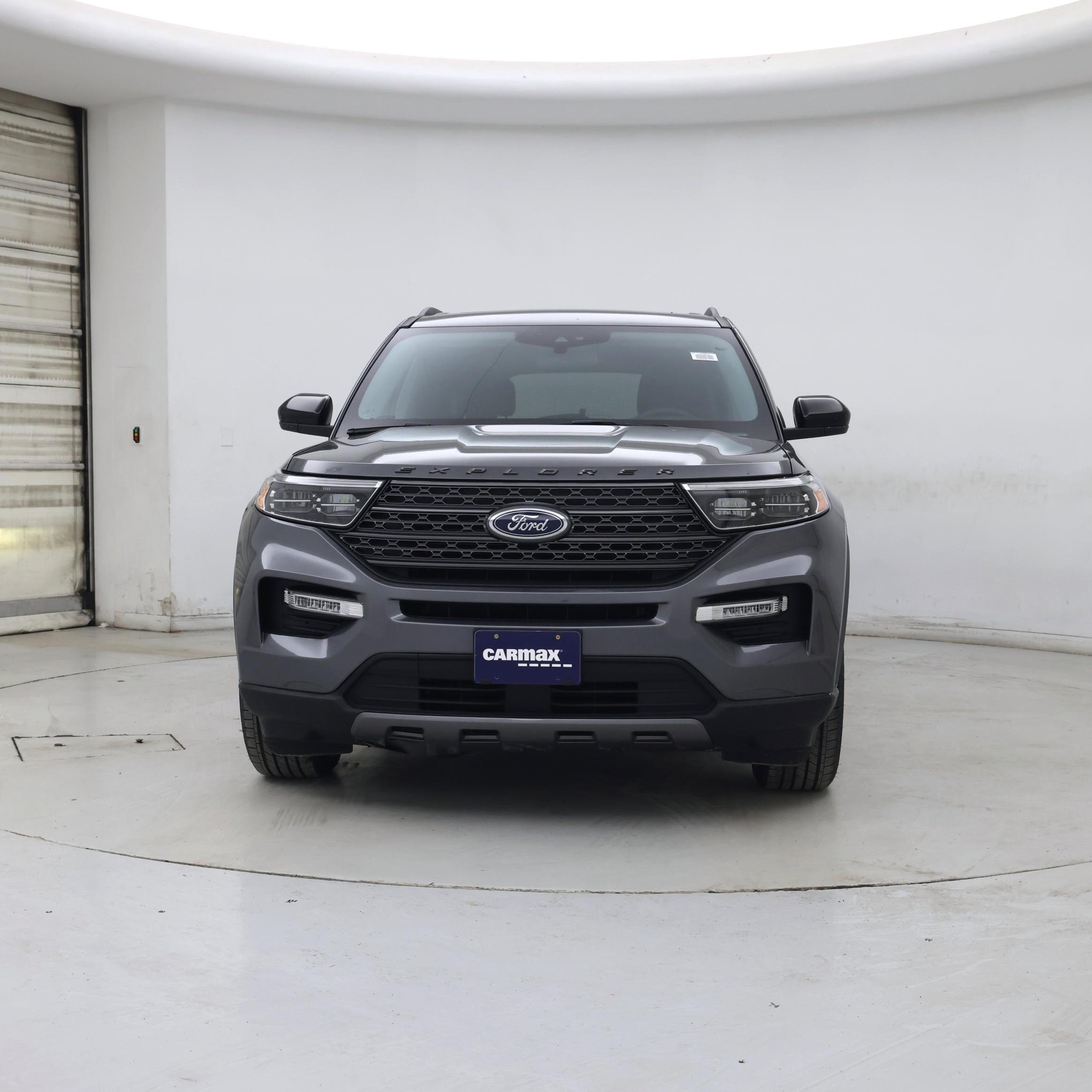 Thumbnail: 2022 Ford Explorer - 5