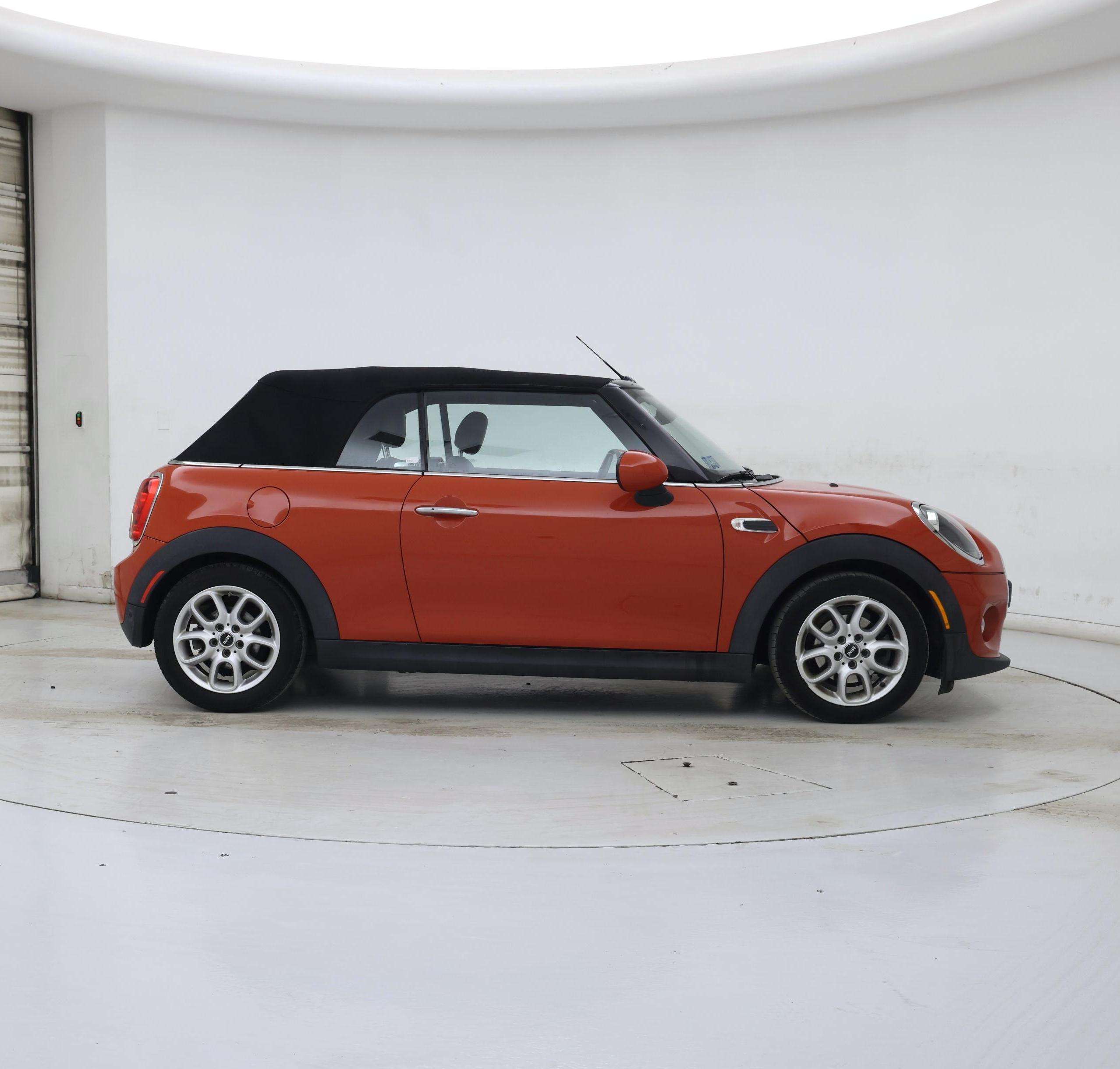 Thumbnail: 2019 MINI Cooper - 7