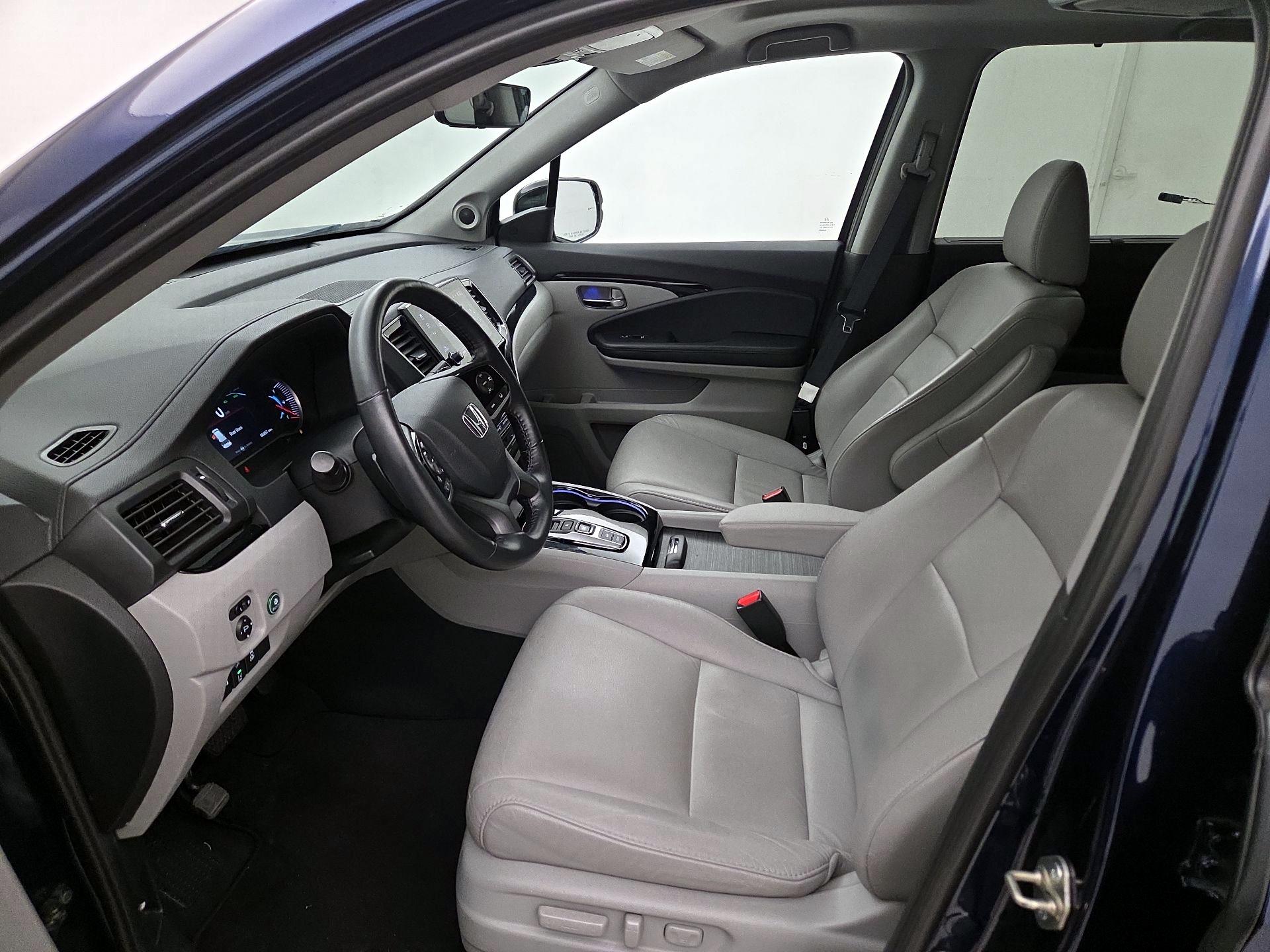 Thumbnail: 2020 Honda Pilot - 11