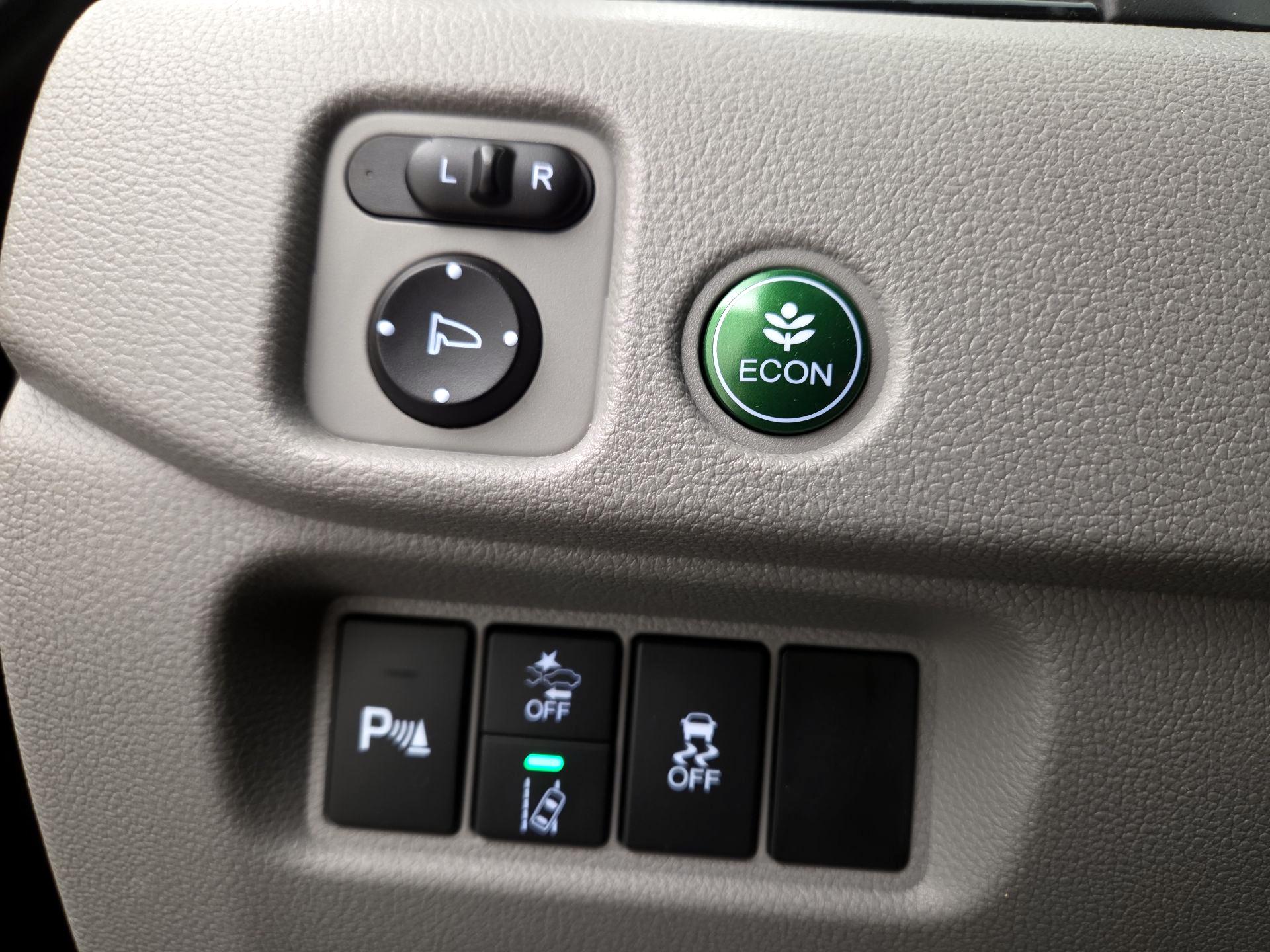 Thumbnail: 2020 Honda Pilot - 13