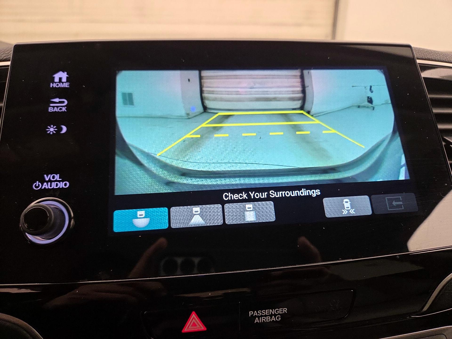 Thumbnail: 2020 Honda Pilot - 15