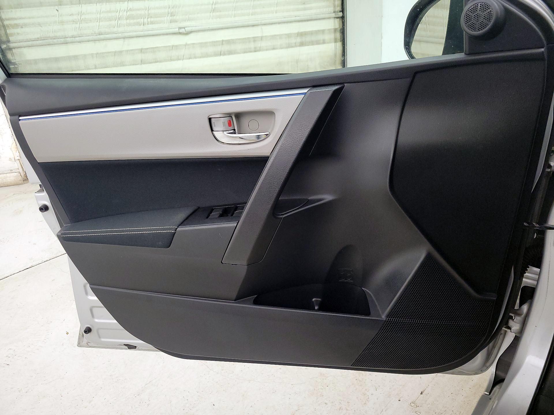 Thumbnail: 2016 Toyota Corolla - 12