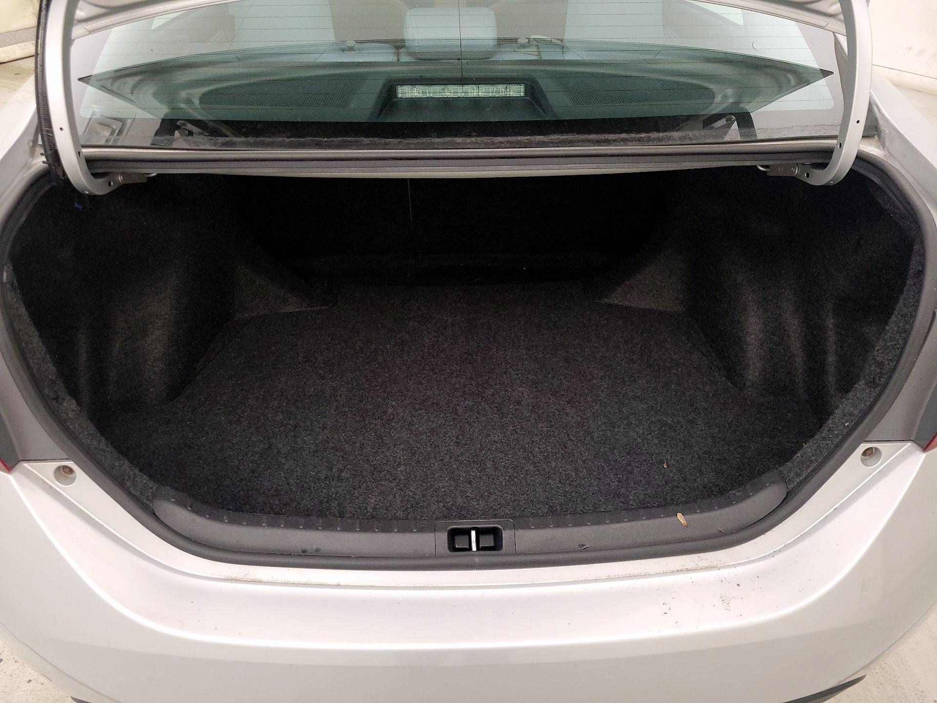 Thumbnail: 2016 Toyota Corolla - 20