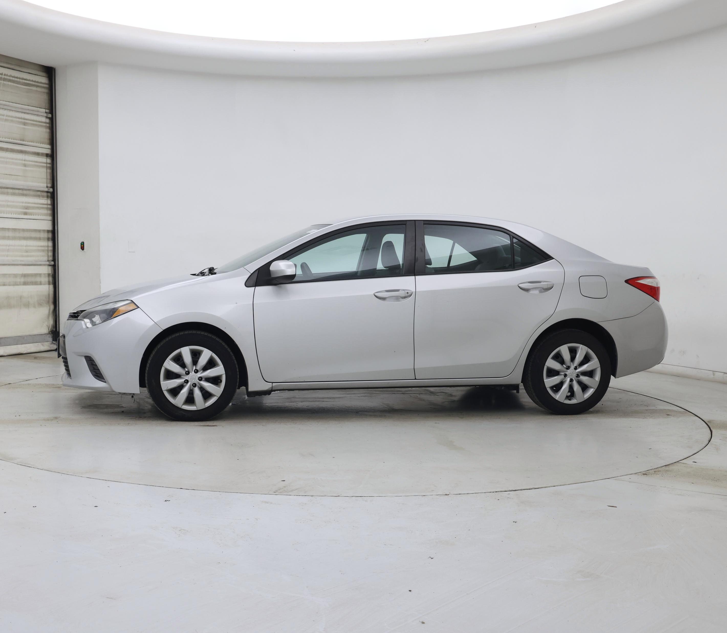 Thumbnail: 2016 Toyota Corolla - 3