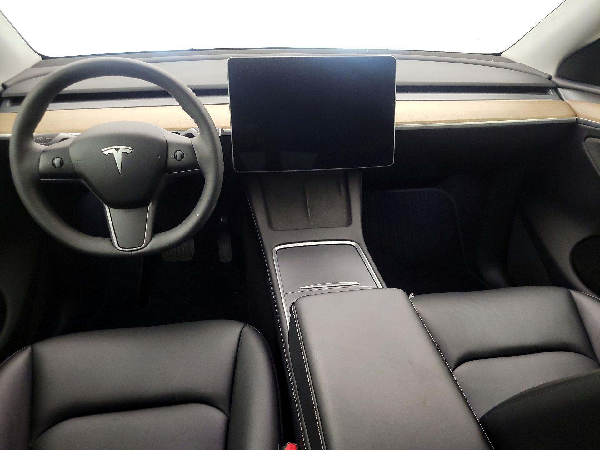 Thumbnail: 2024 Tesla Model Y - 9