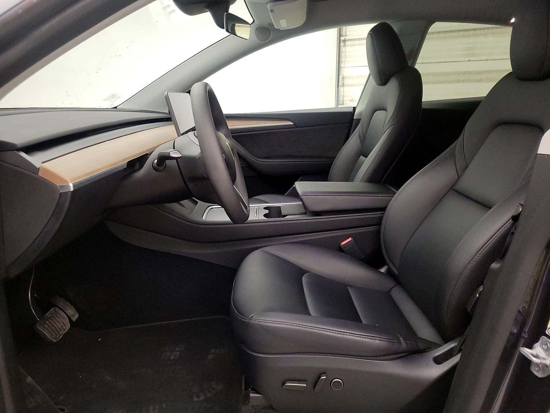 Thumbnail: 2024 Tesla Model Y - 11