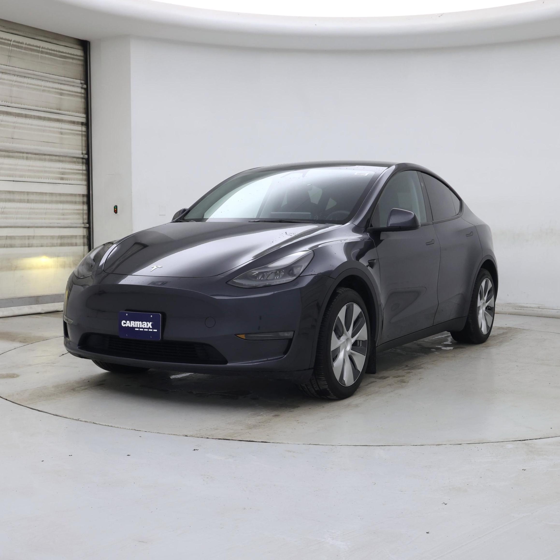 Thumbnail: 2024 Tesla Model Y - 4