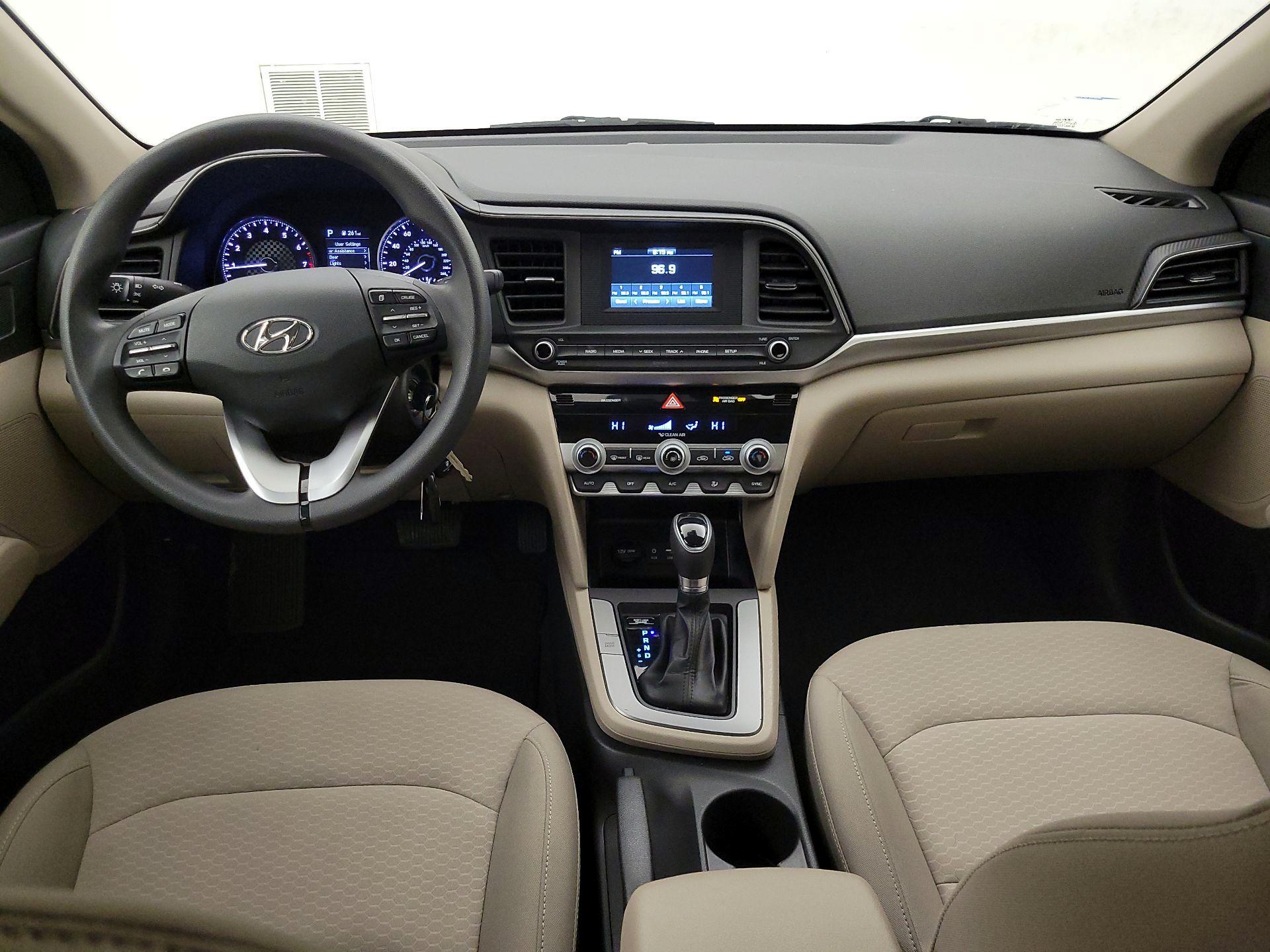 Thumbnail: 2020 Hyundai Elantra - 9