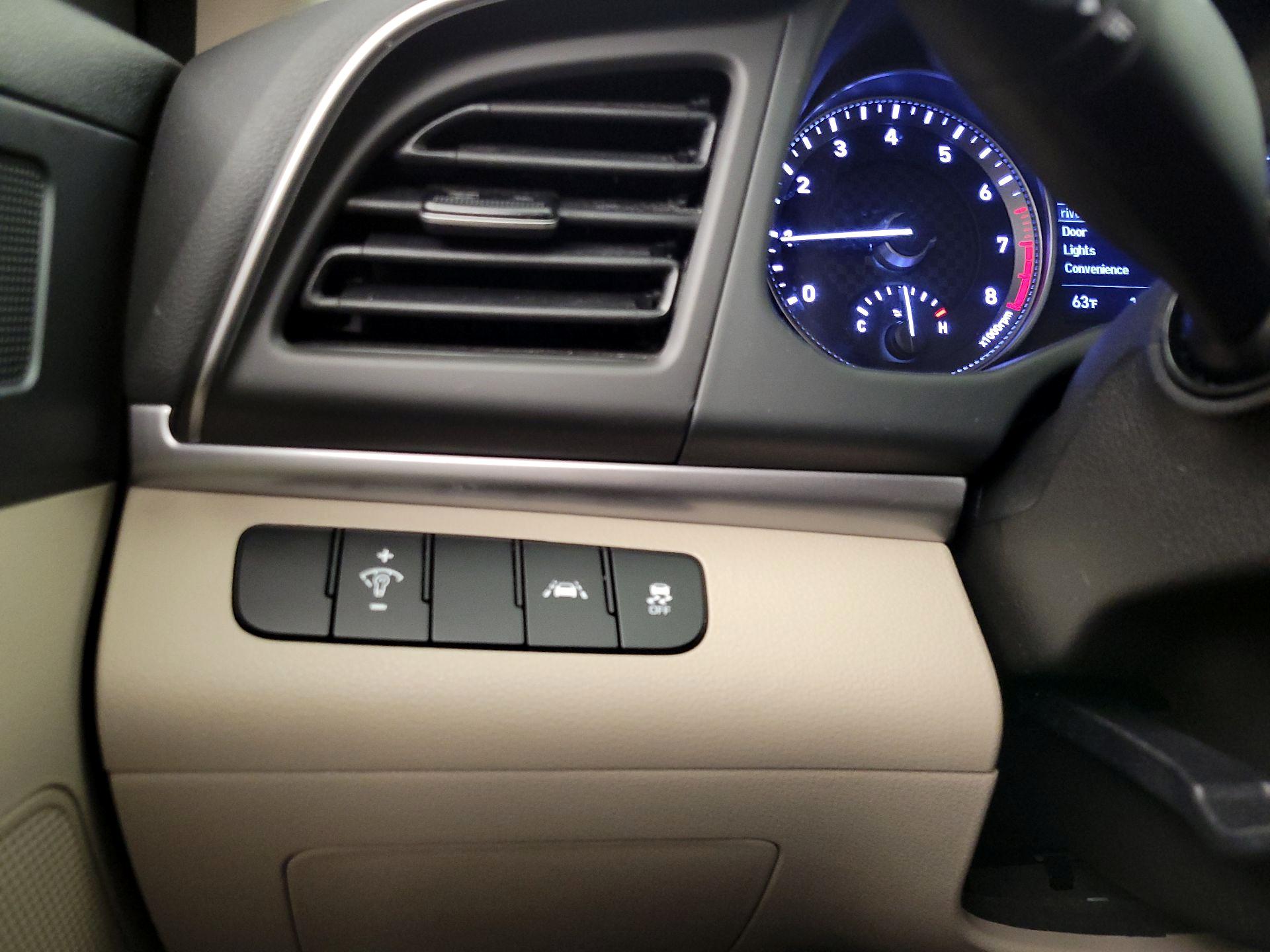 Thumbnail: 2020 Hyundai Elantra - 13