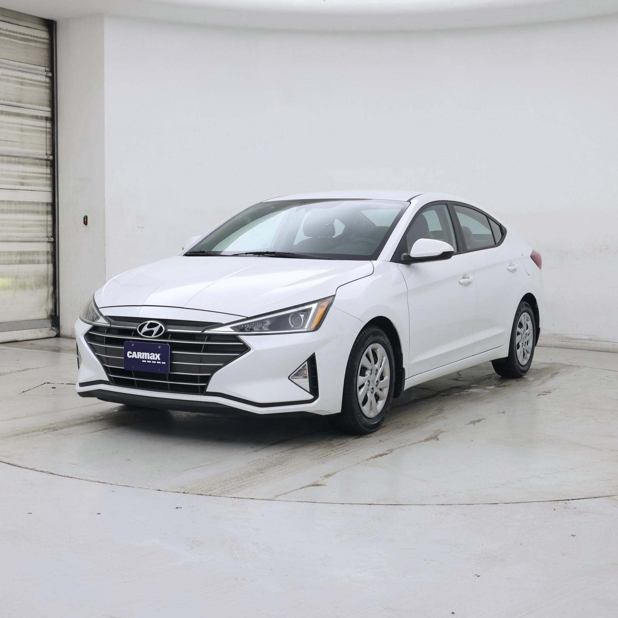 Thumbnail: 2020 Hyundai Elantra - 4