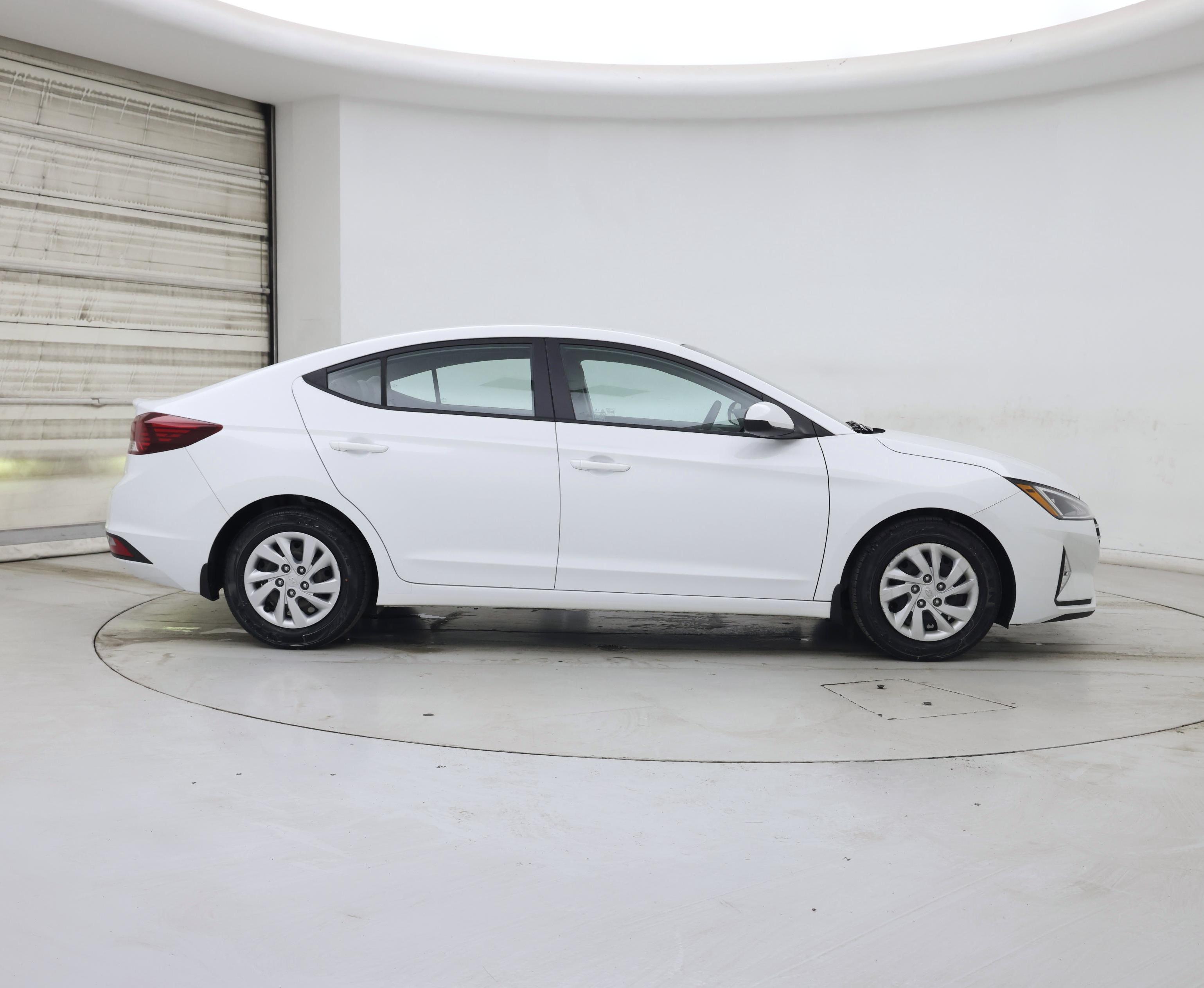 Thumbnail: 2020 Hyundai Elantra - 7