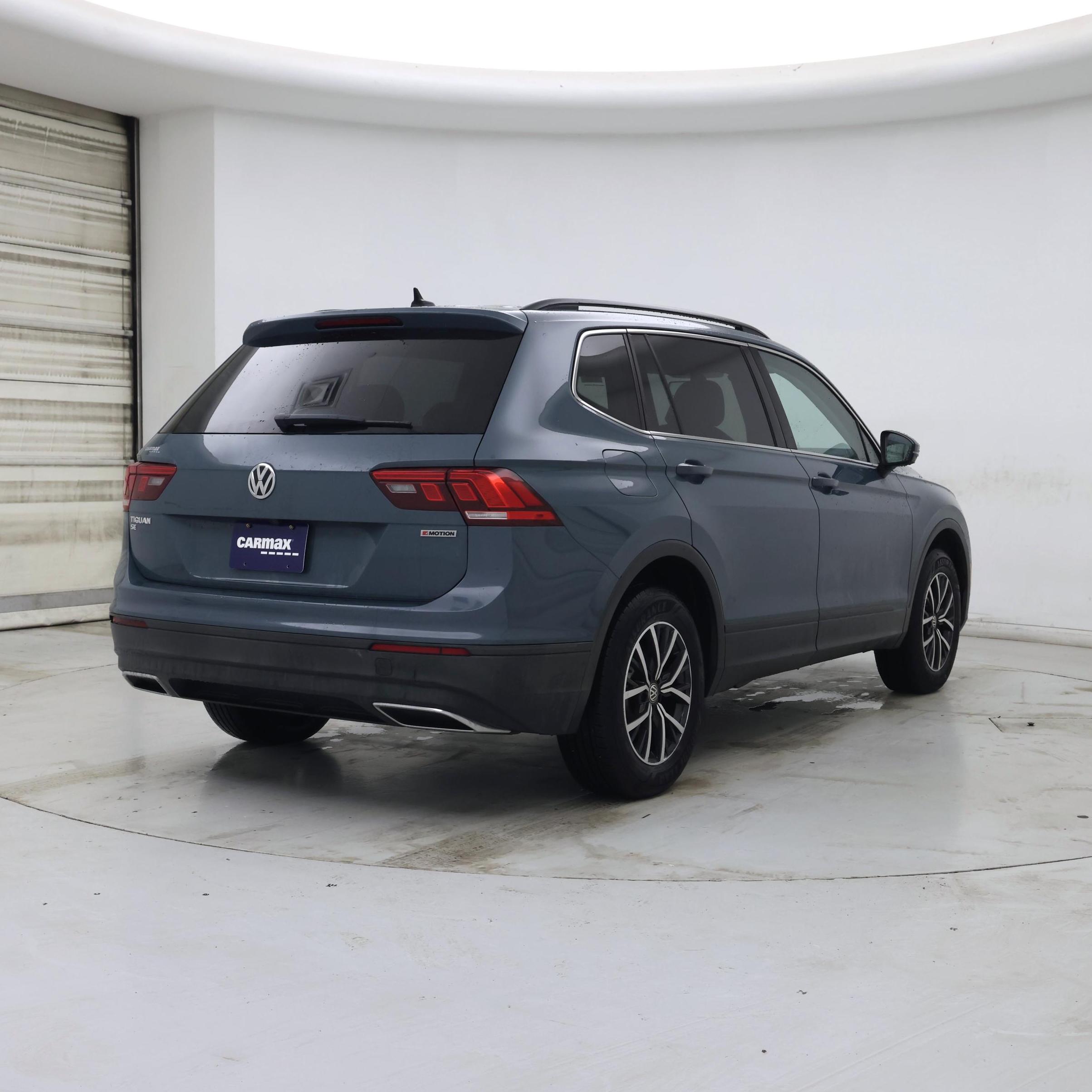 Thumbnail: 2019 Volkswagen Tiguan - 8