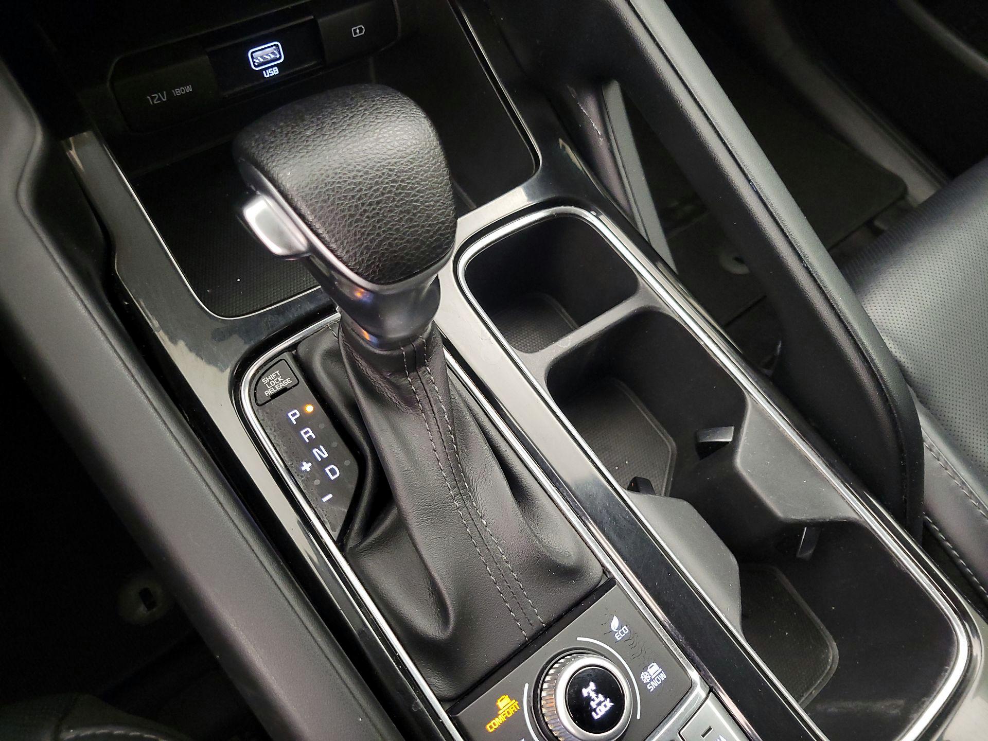 Thumbnail: 2020 Kia Telluride - 17