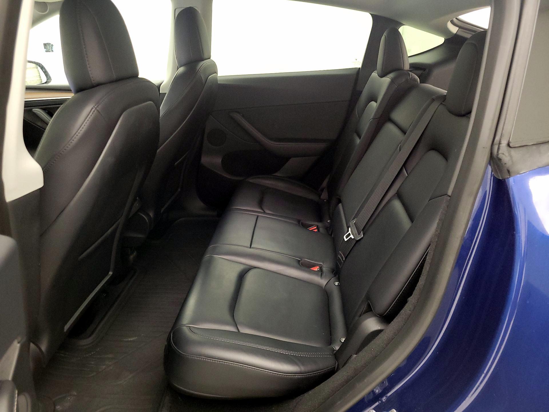 Thumbnail: 2023 Tesla Model Y - 19