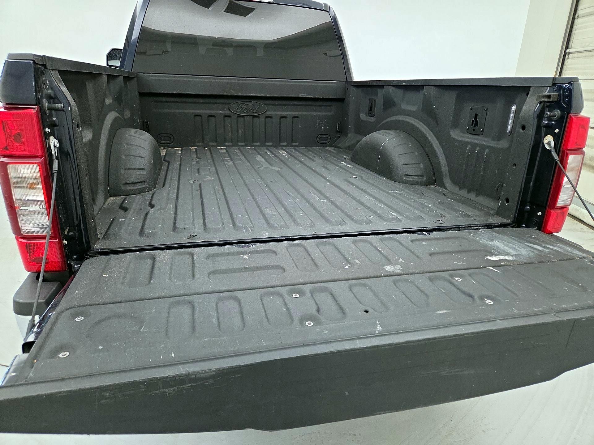 Thumbnail: 2021 Ford F-350 - 20