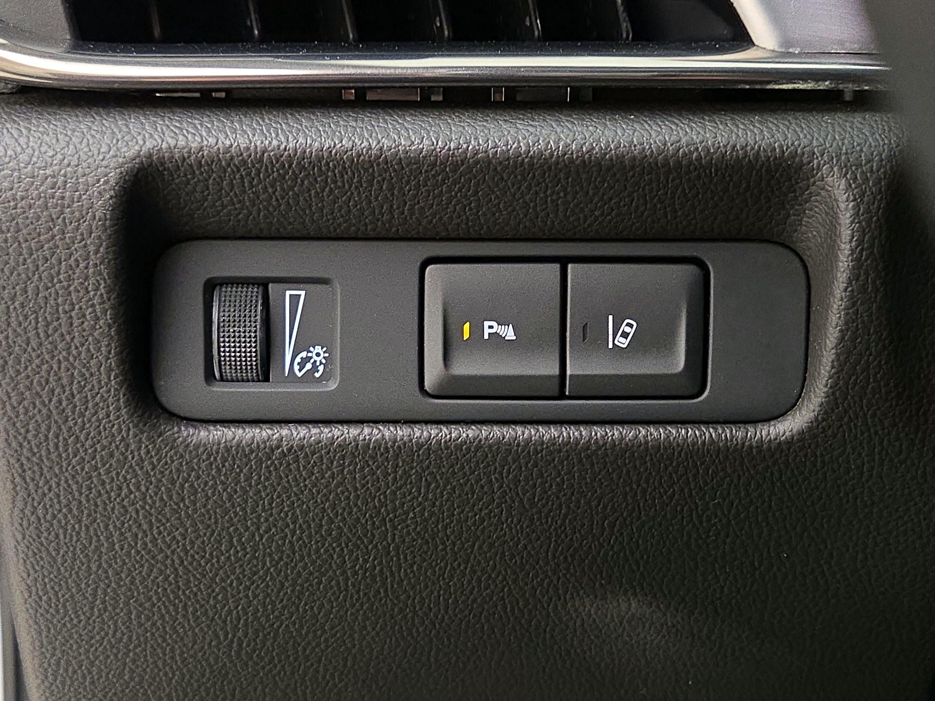 Thumbnail: 2014 Cadillac ATS - 13