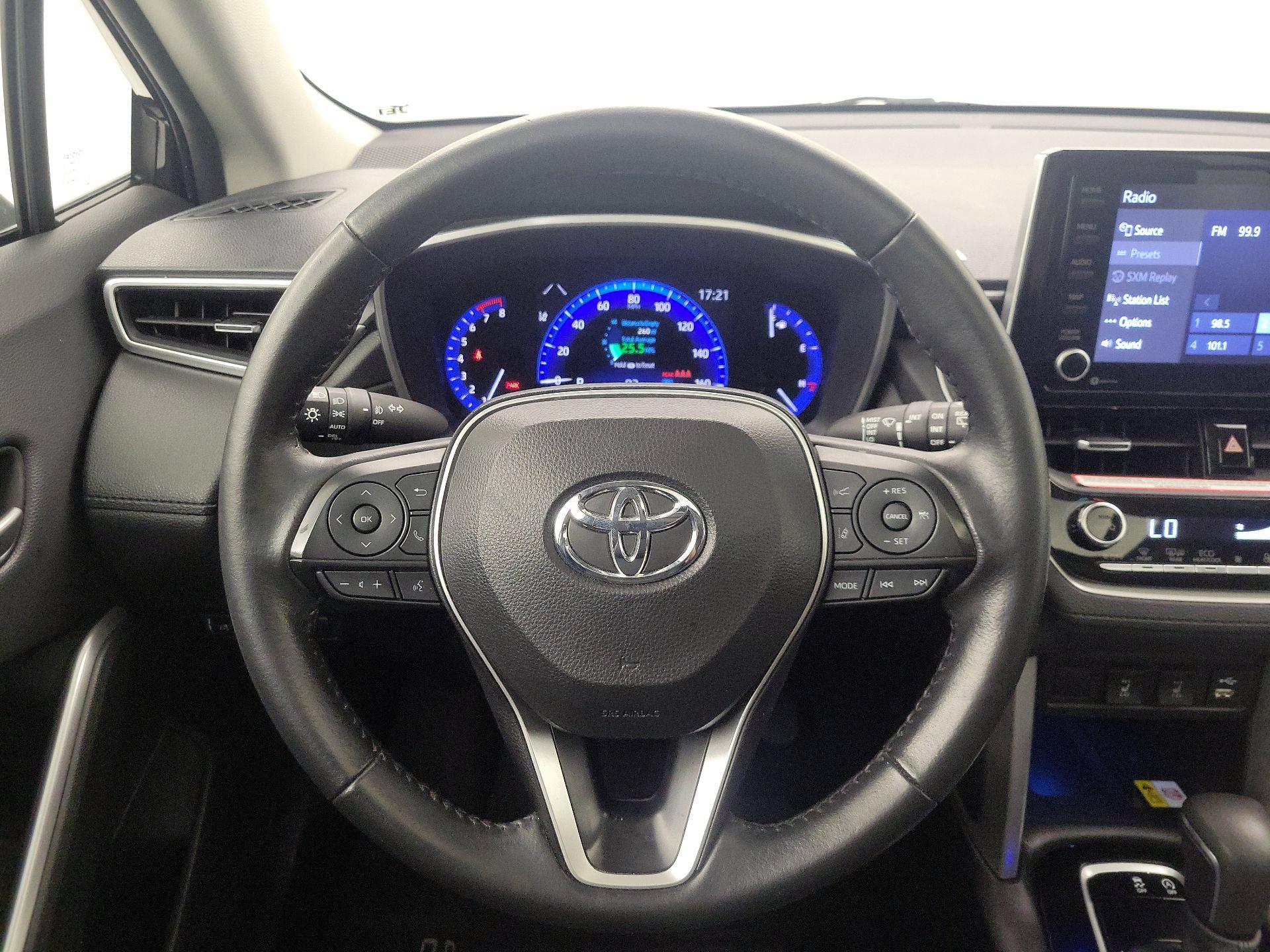 Thumbnail: 2022 Toyota Corolla Cross - 10