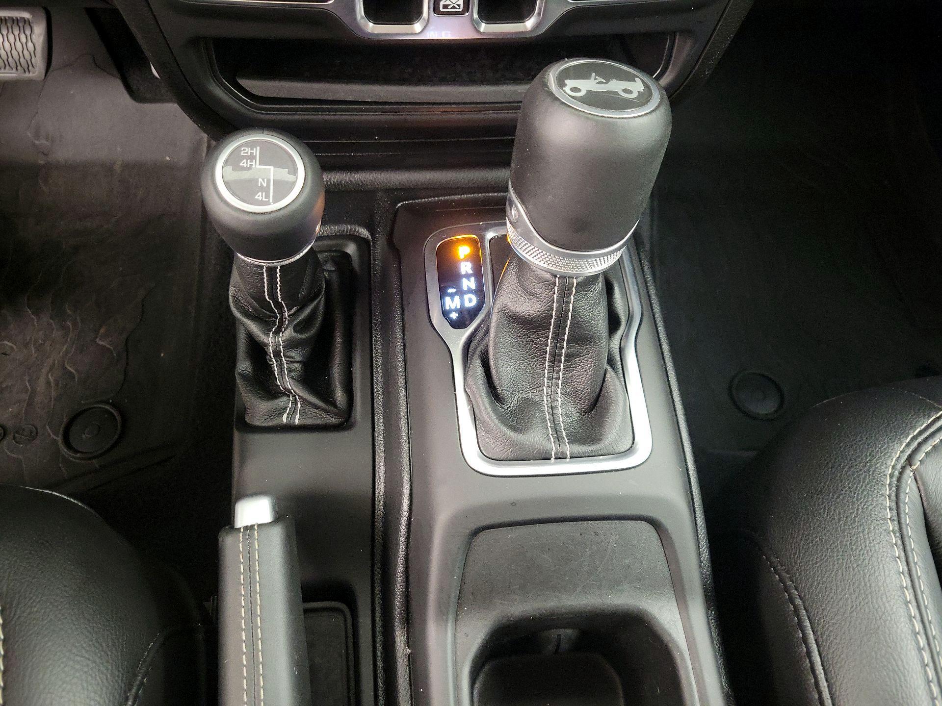 Thumbnail: 2019 Jeep Wrangler - 18