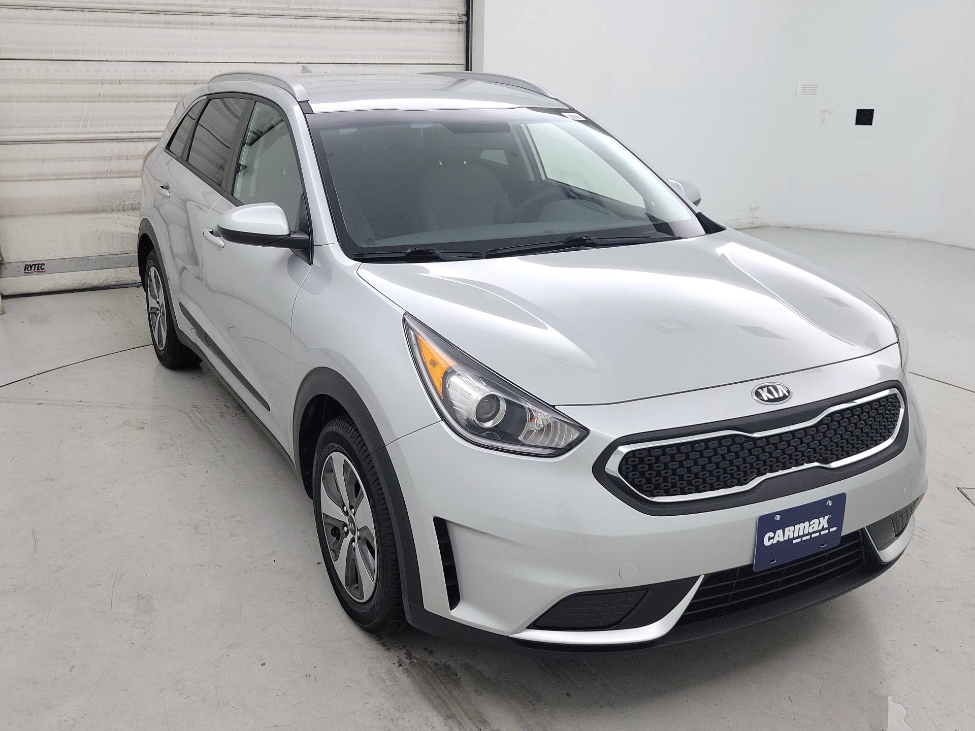 Thumbnail: 2019 Kia Niro - 1