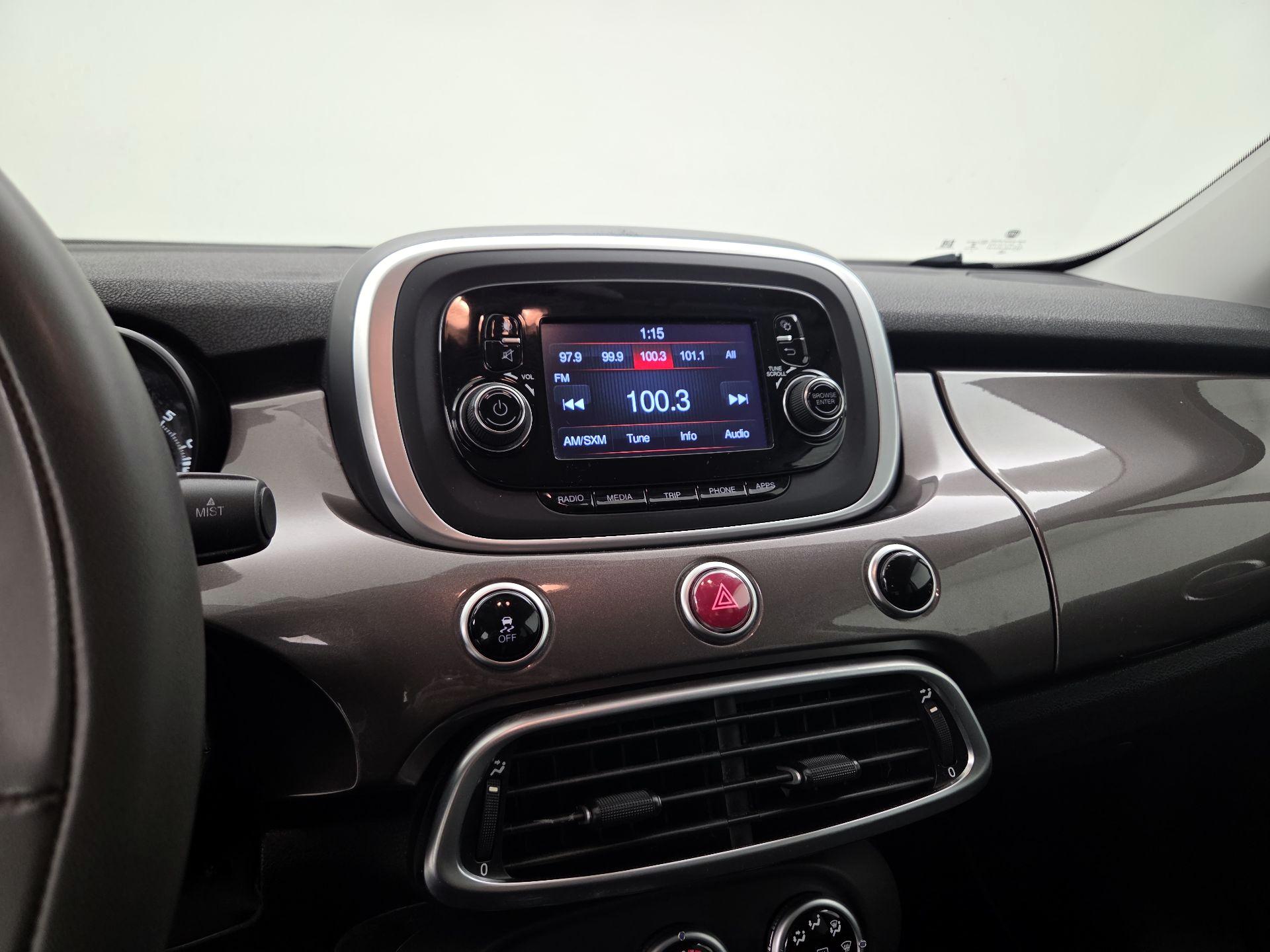 Thumbnail: 2016 Fiat 500X - 15