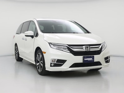 White 2018 Honda Odyssey Elite