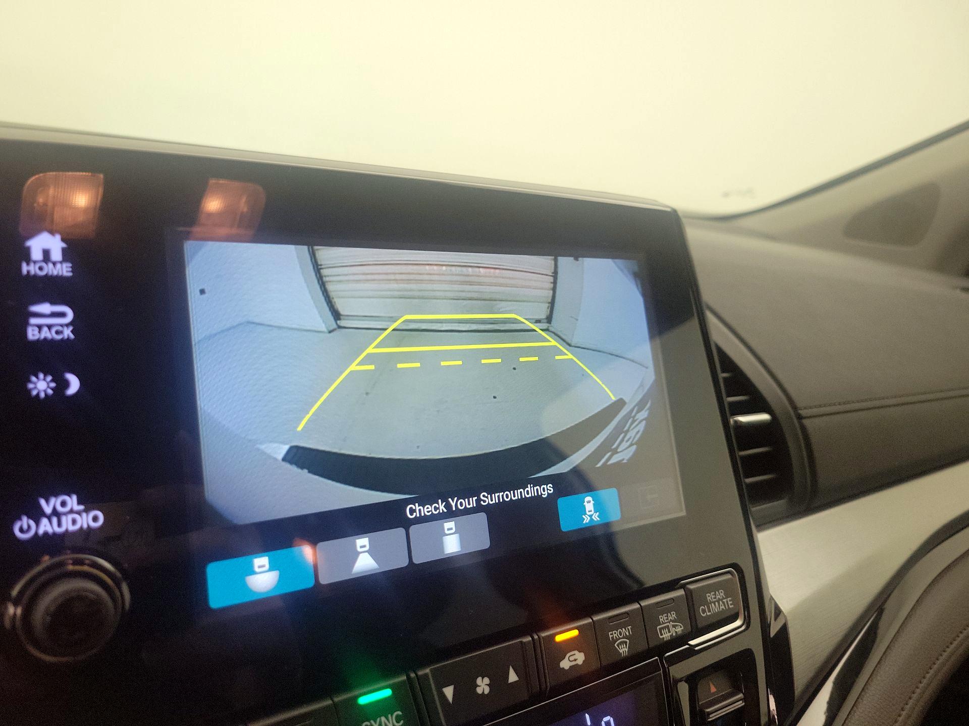 Thumbnail: 2018 Honda Odyssey - 15