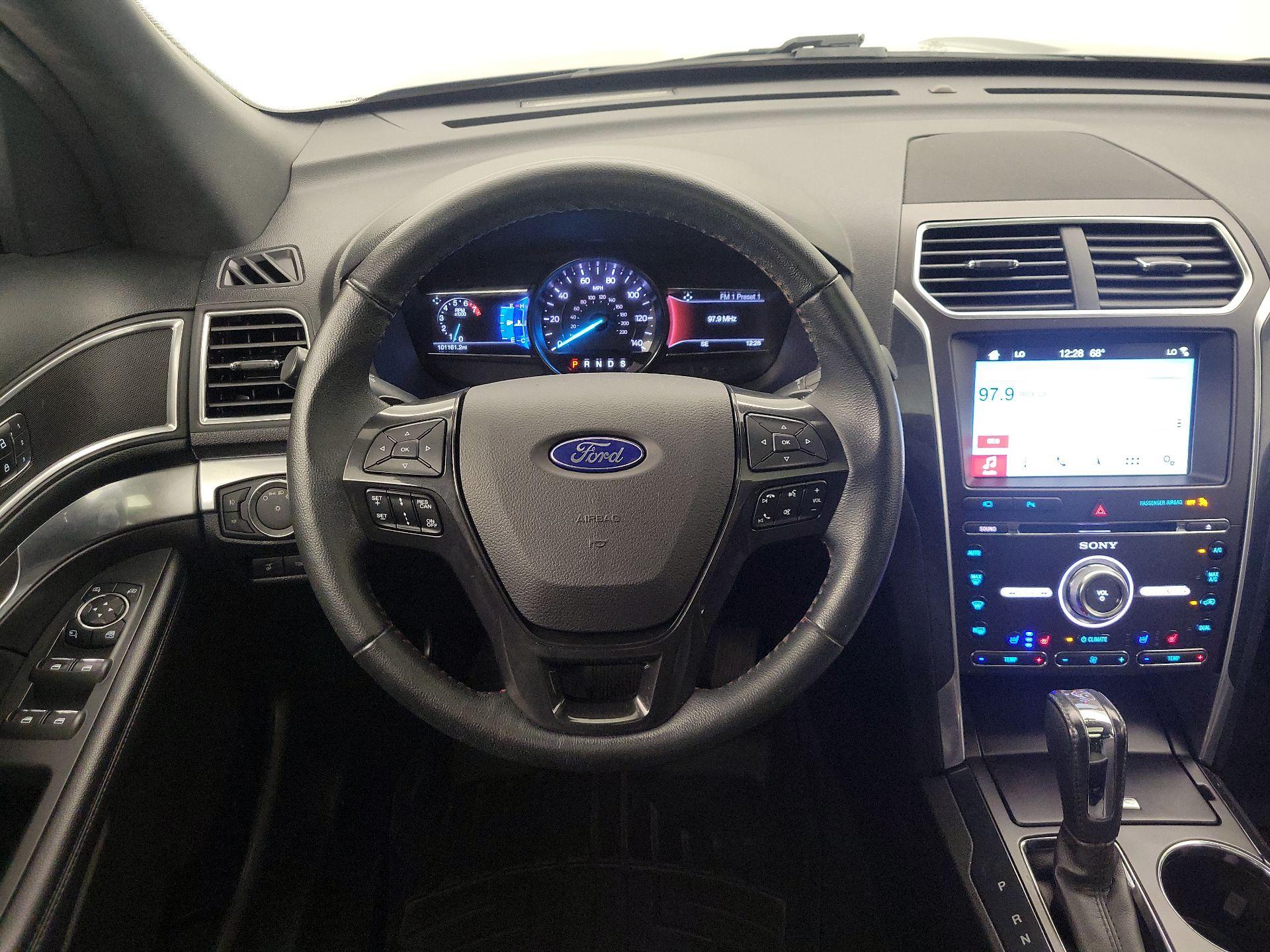 Thumbnail: 2017 Ford Explorer - 10