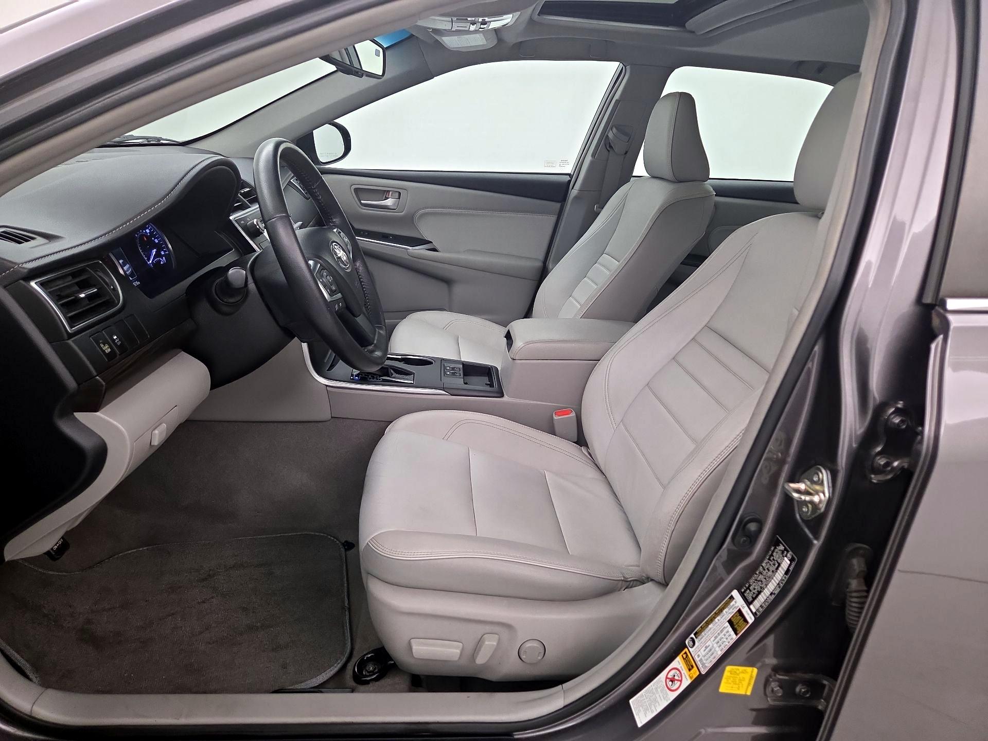 Thumbnail: 2016 Toyota Camry - 11