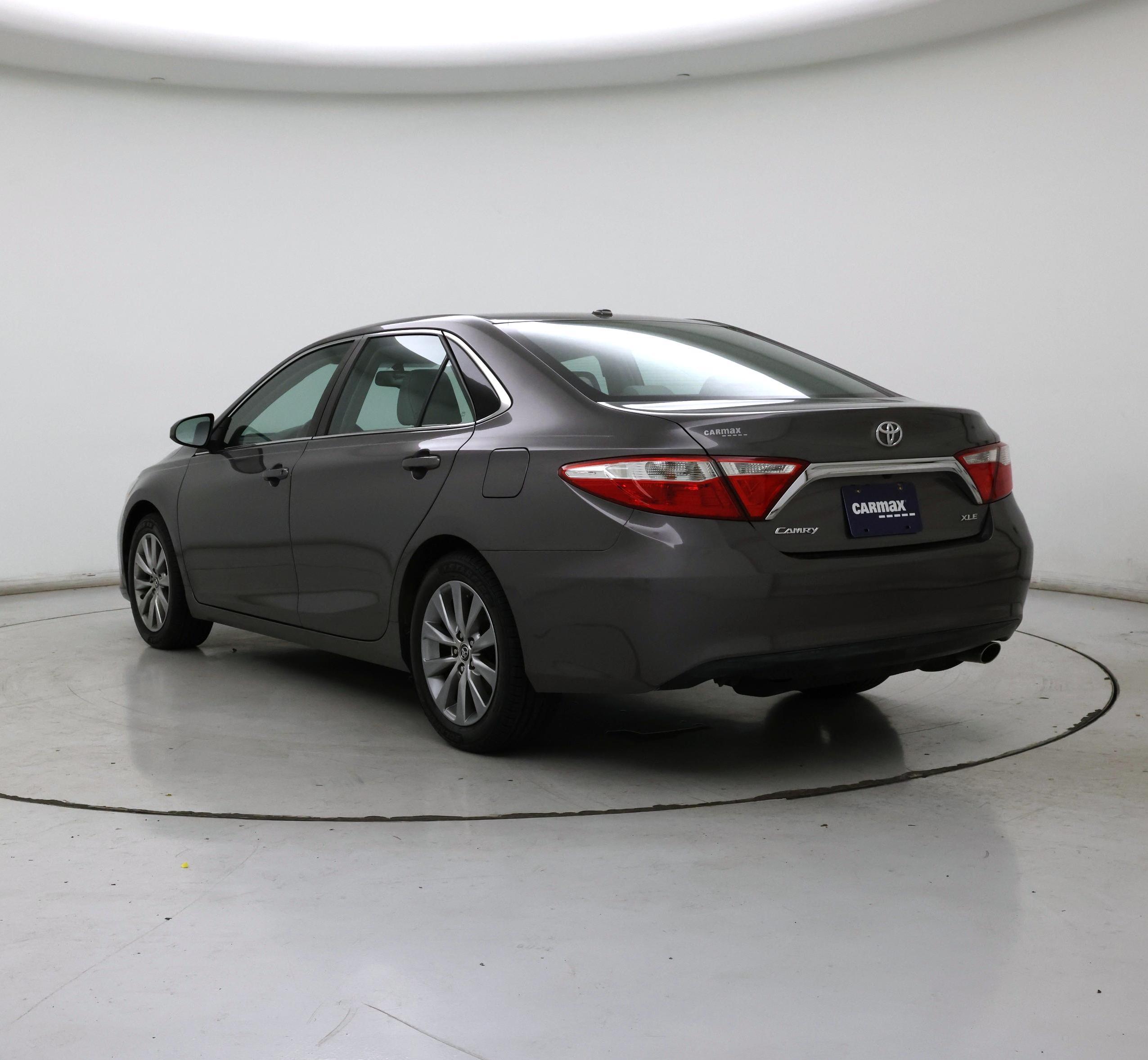 Thumbnail: 2016 Toyota Camry - 2