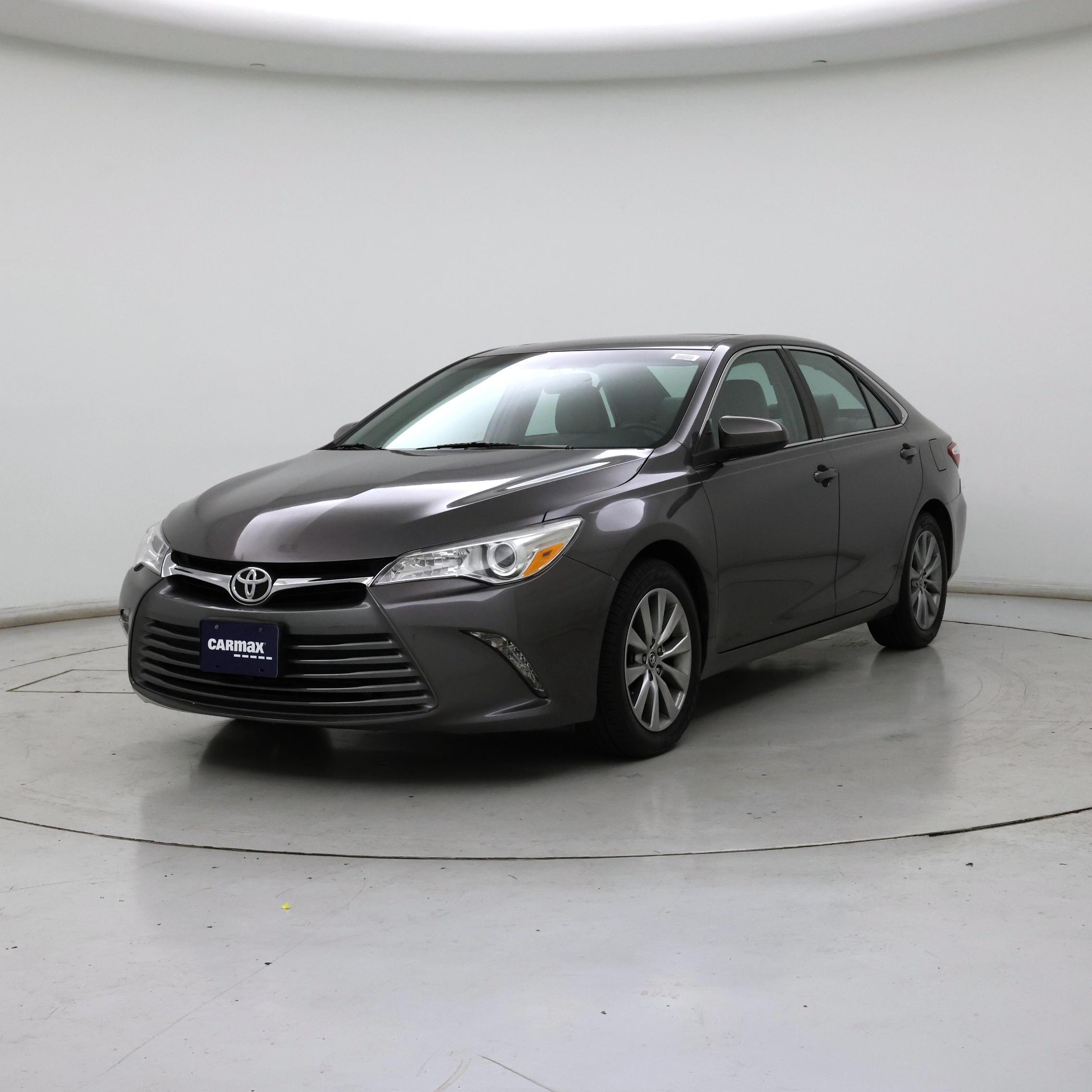 Thumbnail: 2016 Toyota Camry - 4