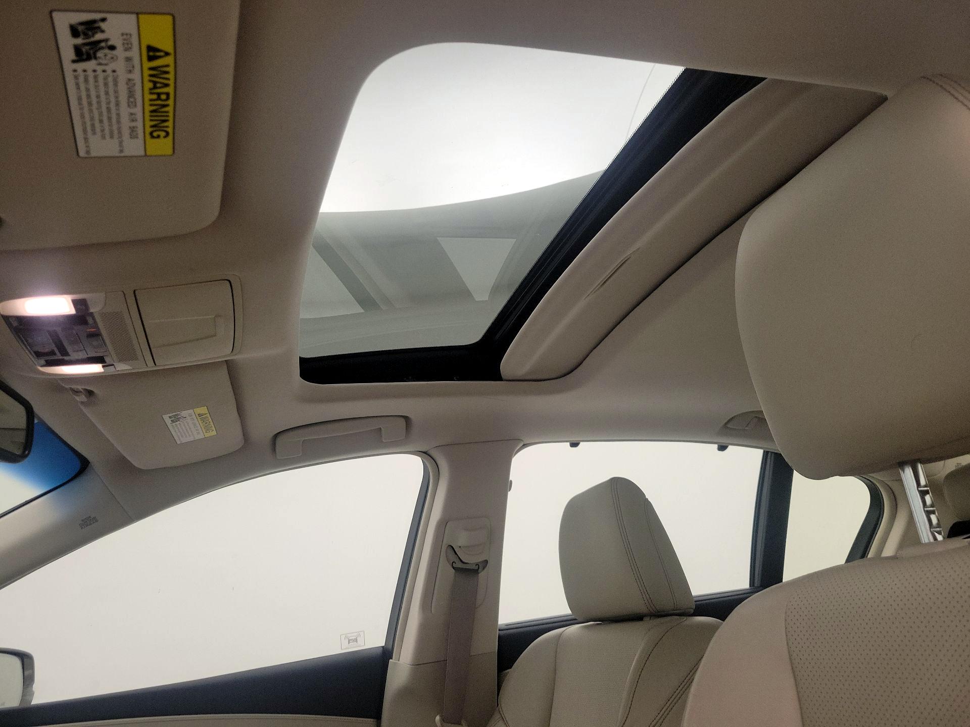 Thumbnail: 2014 Acura RLX - 20