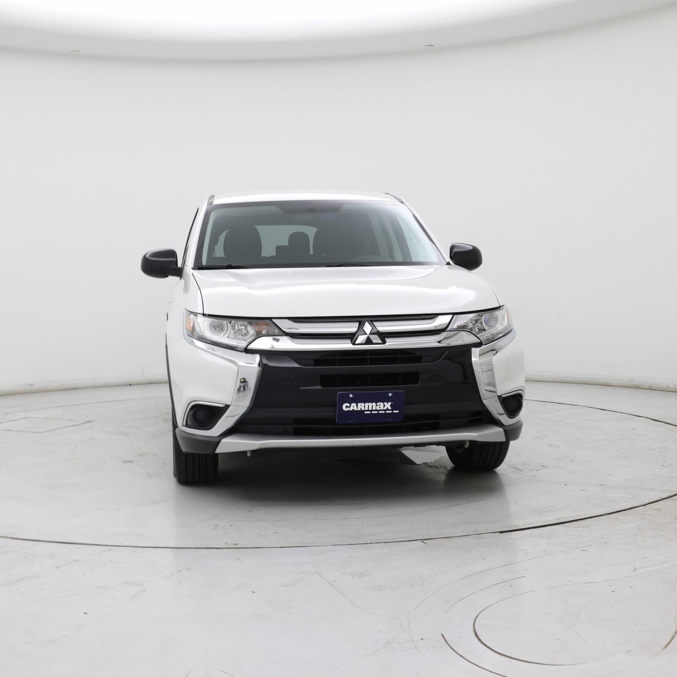 Thumbnail: 2017 Mitsubishi Outlander - 5