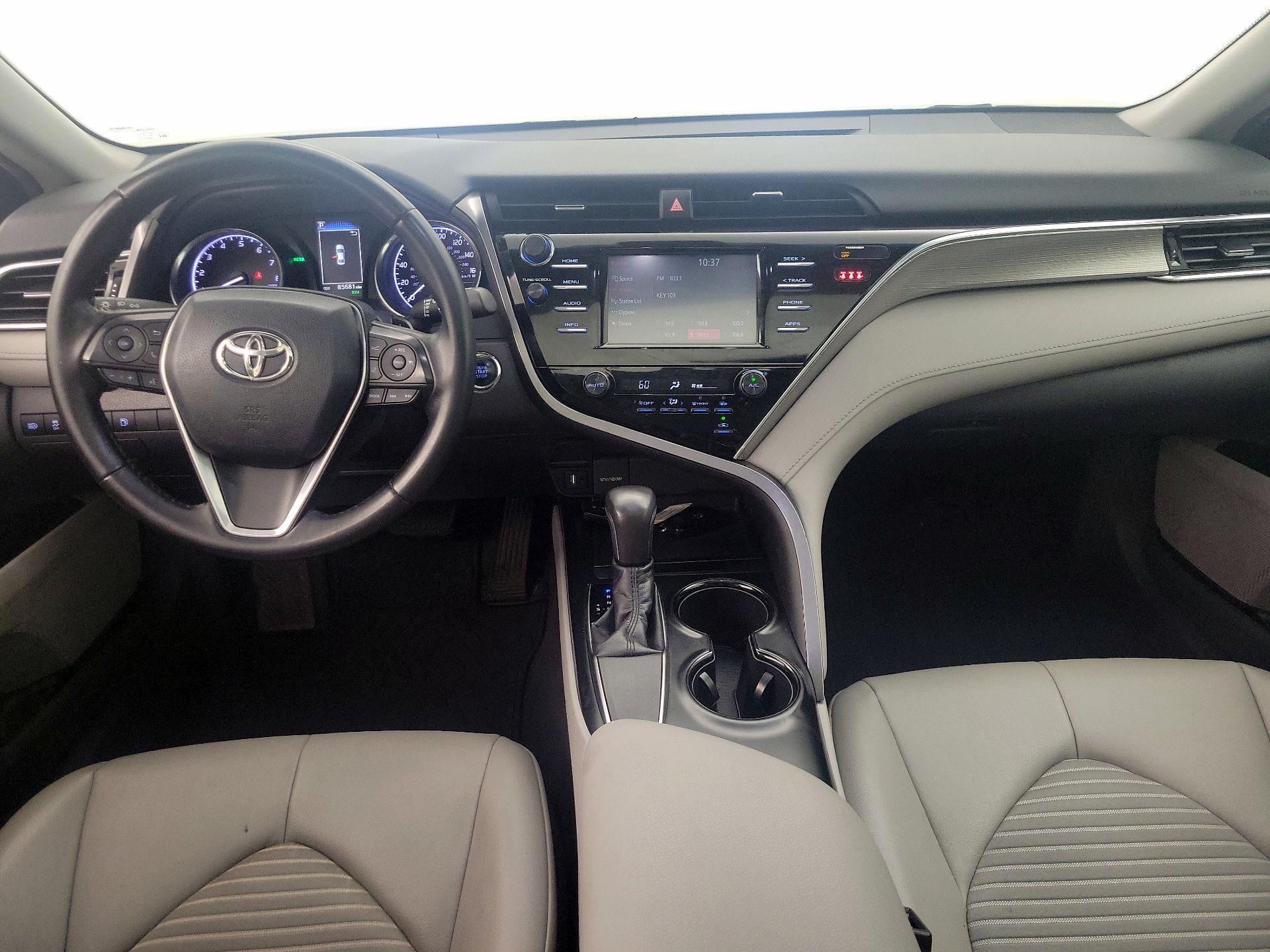 Thumbnail: 2018 Toyota Camry - 9