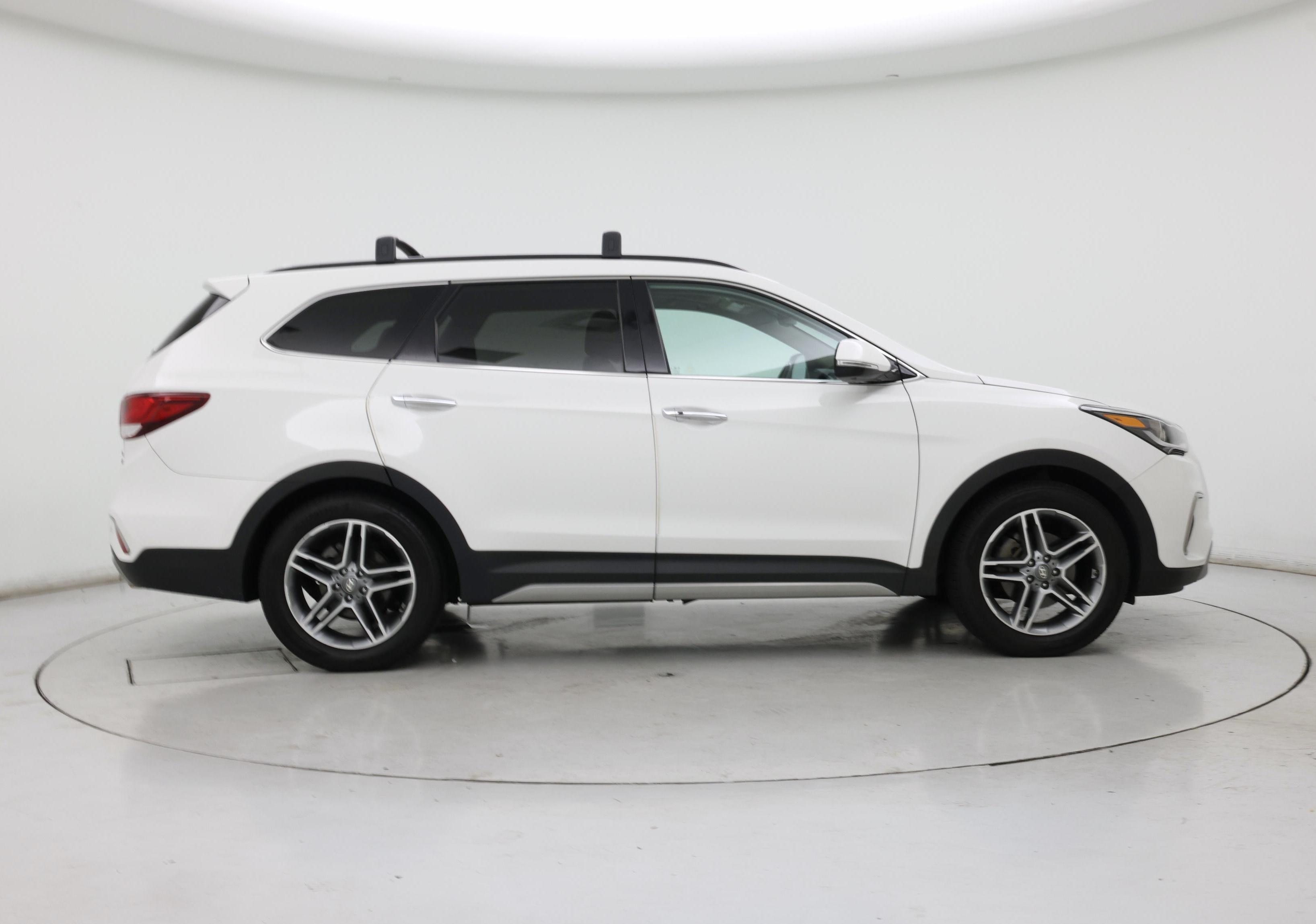 Thumbnail: 2019 Hyundai Santa Fe - 7