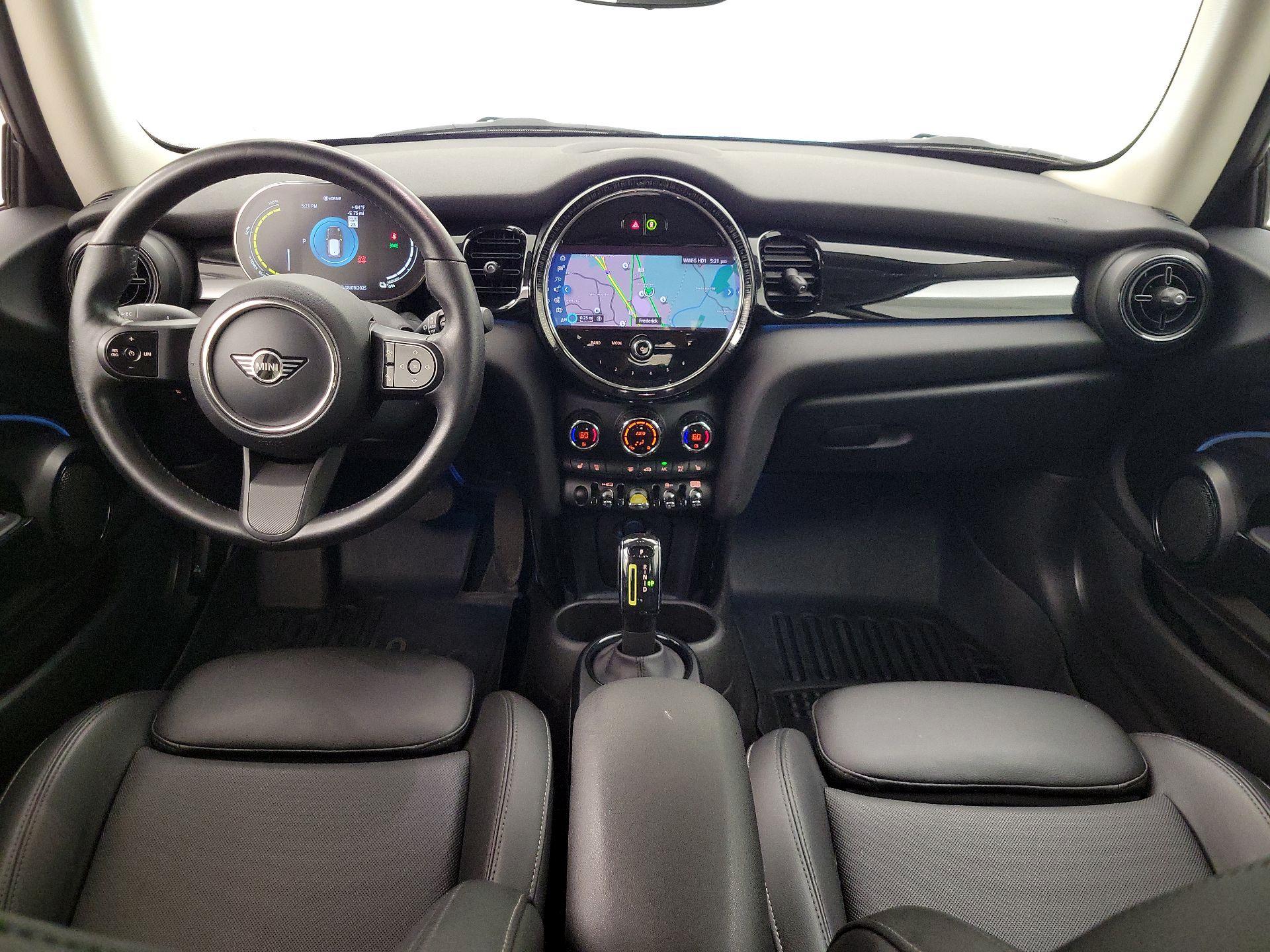 Thumbnail: 2022 MINI Cooper Hardtop - 9