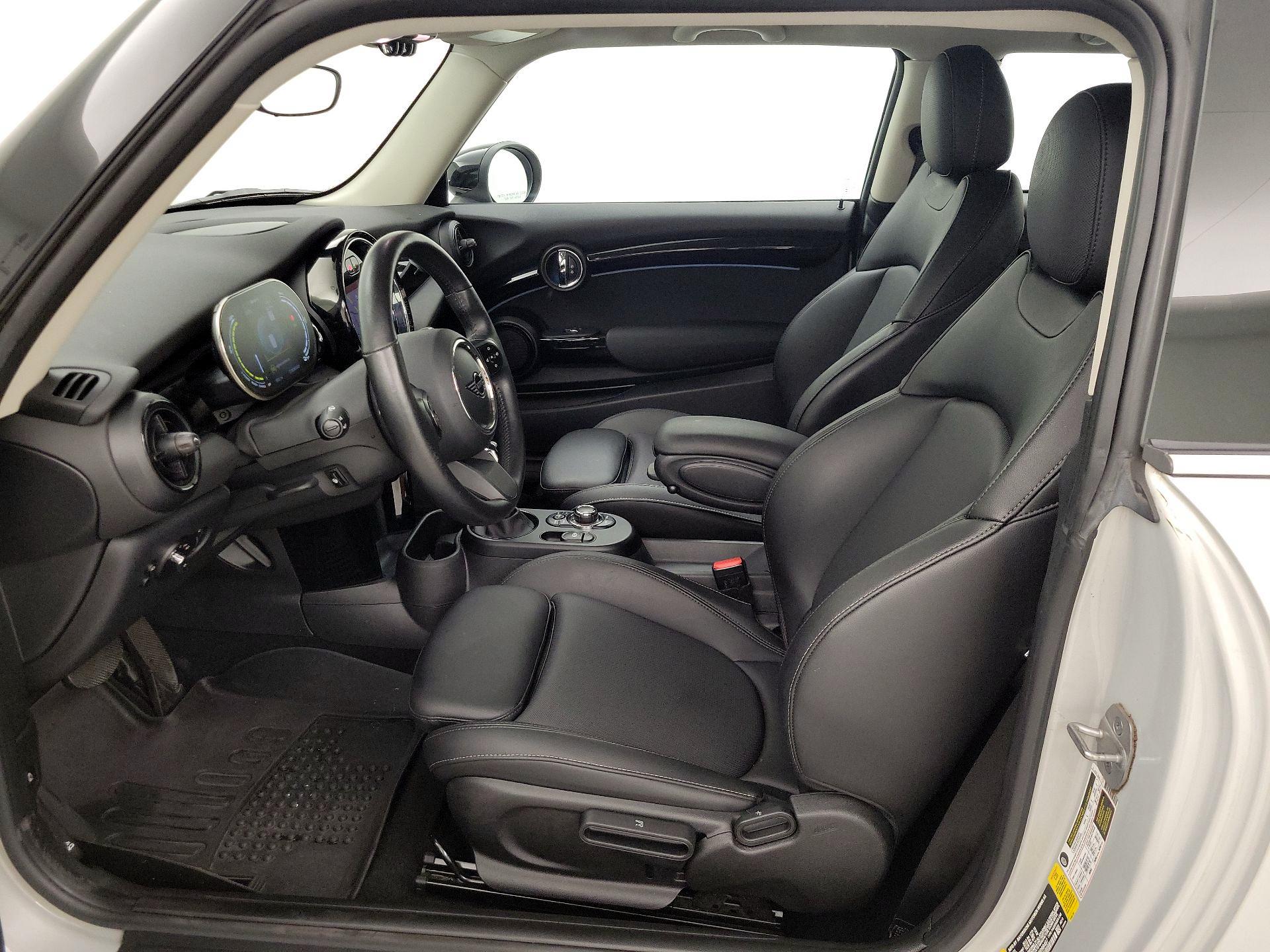 Thumbnail: 2022 MINI Cooper Hardtop - 11