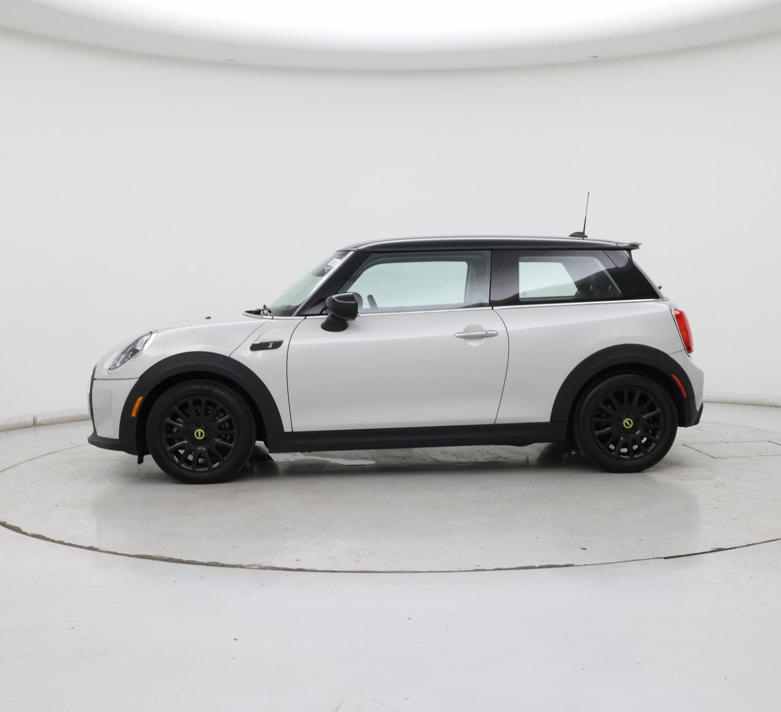 Thumbnail: 2022 MINI Cooper Hardtop - 3