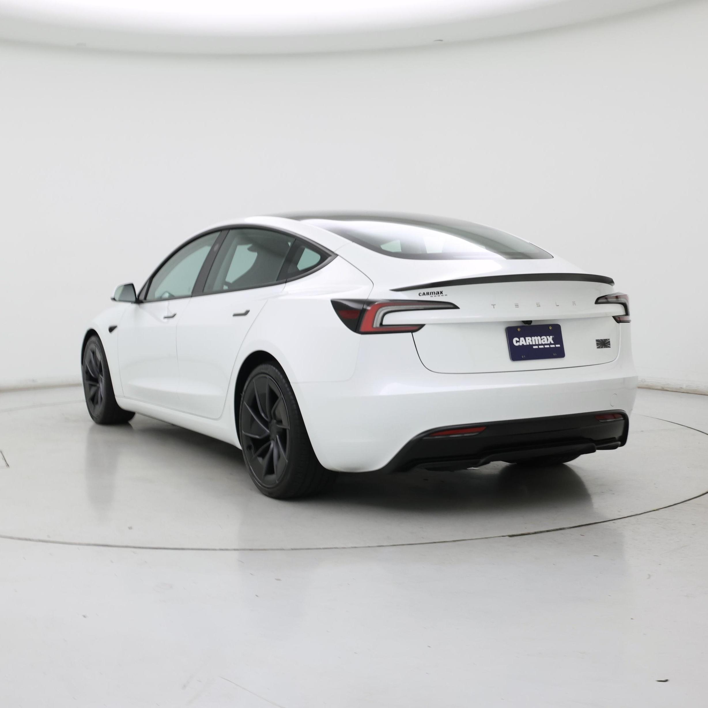 Thumbnail: 2025 Tesla Model 3 - 2